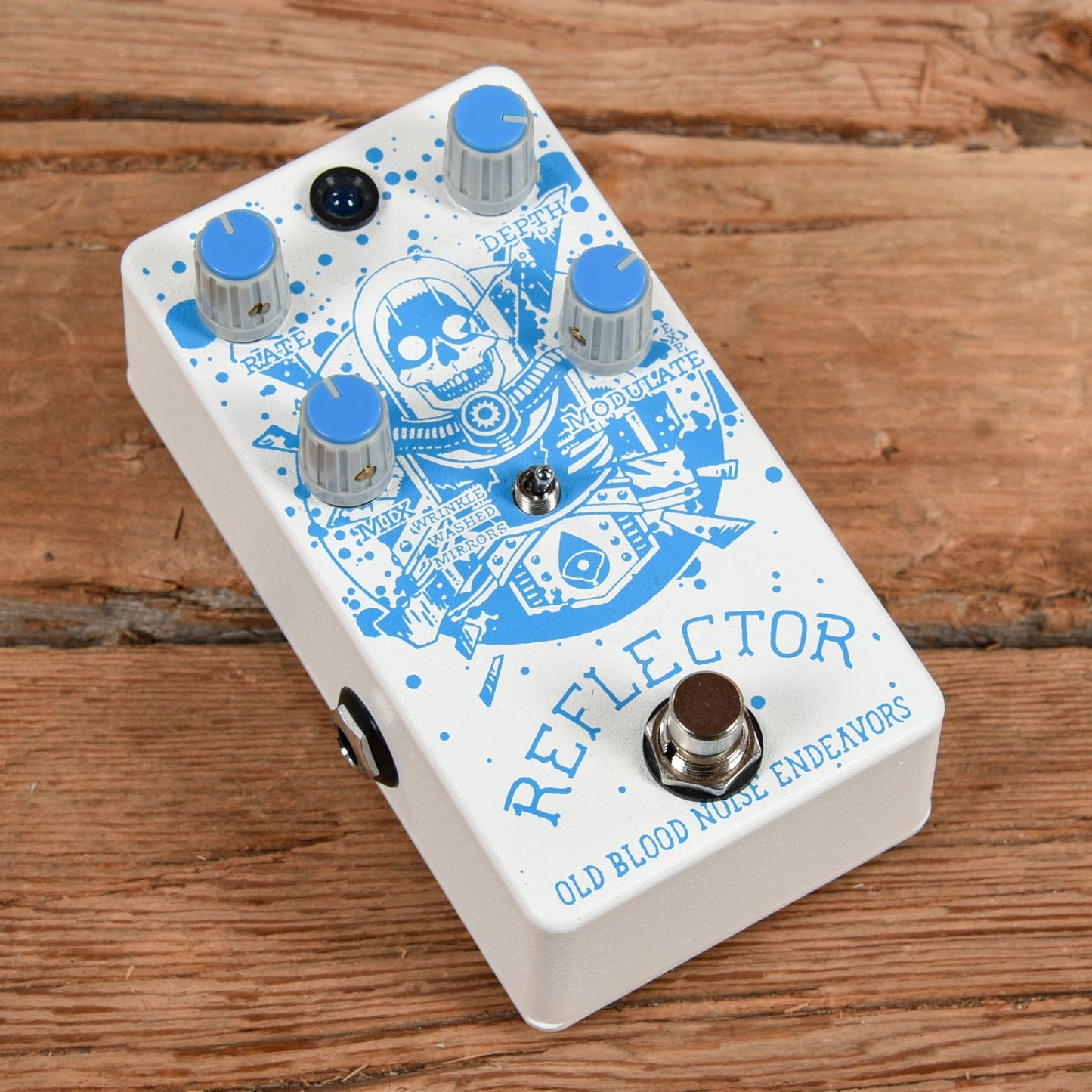 Old Blood Noise Reflector Effects and Pedals / Chorus and Vibrato
