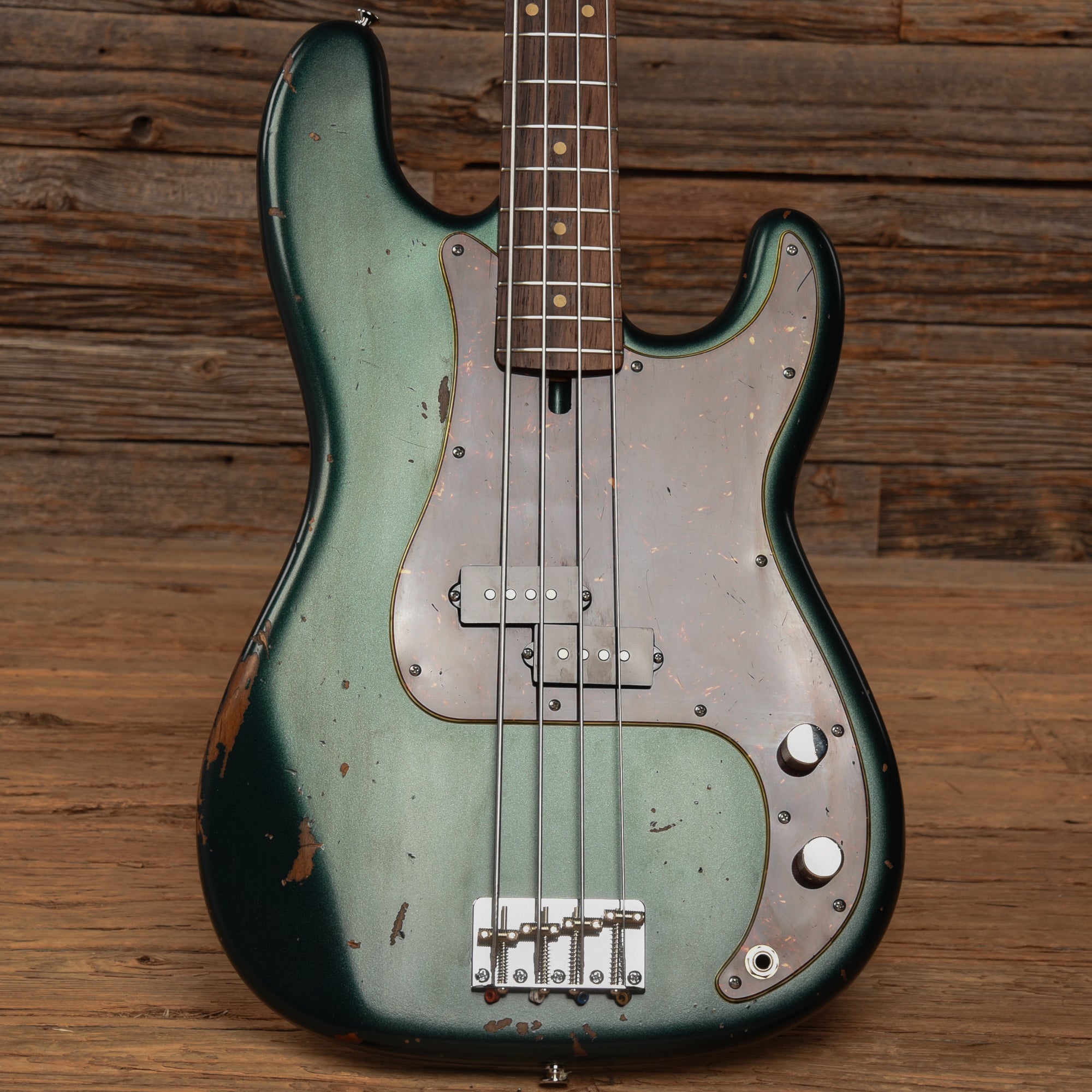Olinto by LaBella P-Bass Relic British Racing Green 2024 – Chicago
