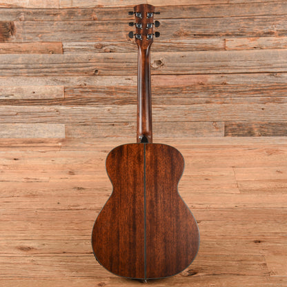 Orangewood Oliver Jr Live Natural Acoustic Guitars / OM and Auditorium