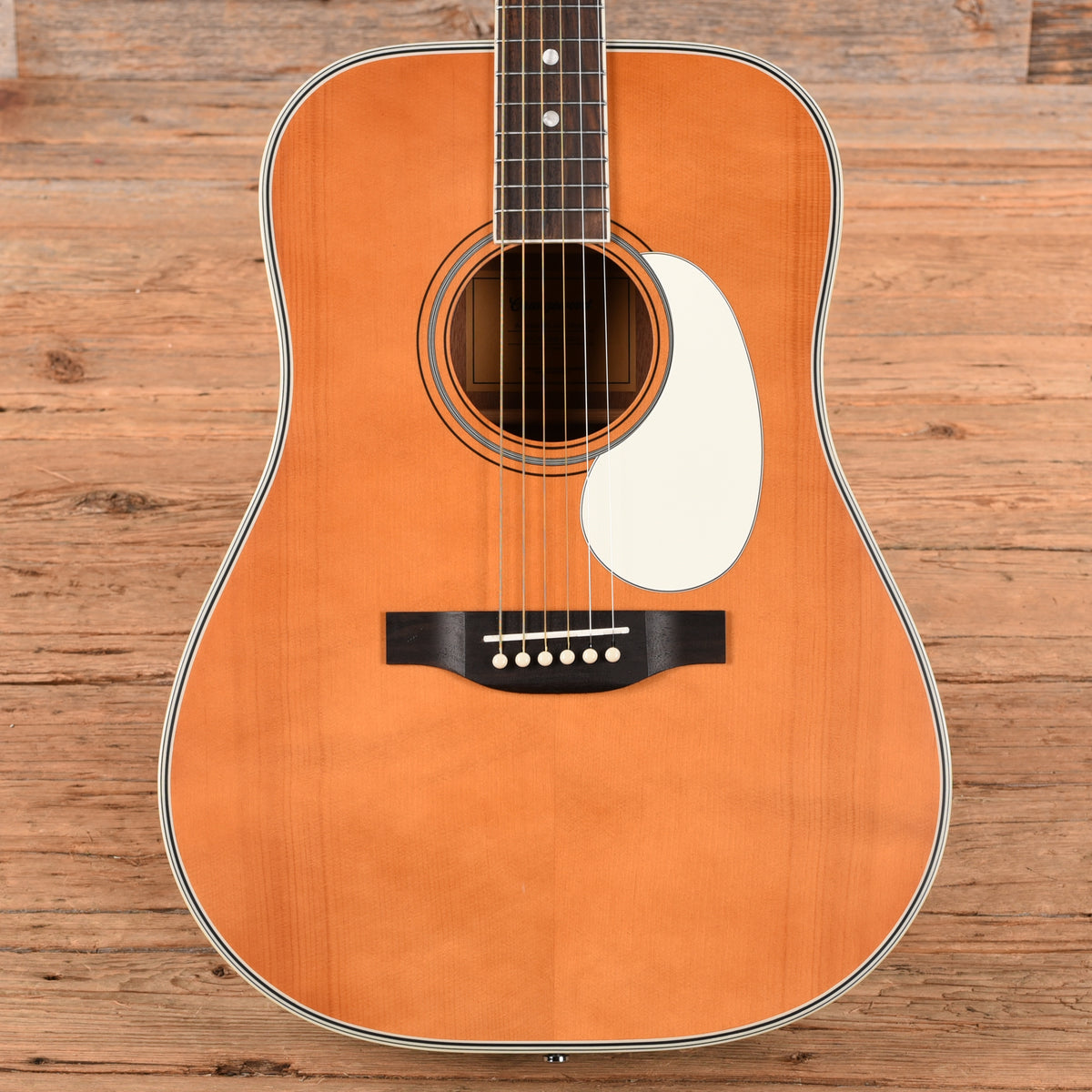 Orangewood Austen Retro Spruce Aged Natural Satin Acoustic Guitars