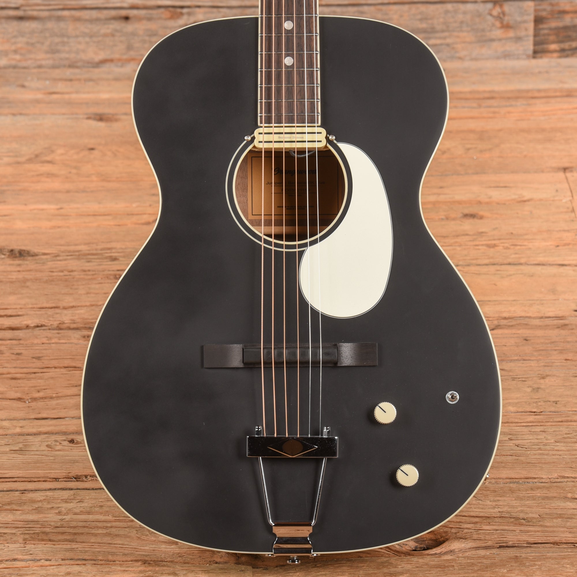 Orangewood Juniper II Baritone Black Live Rubber Bridge Acoustic