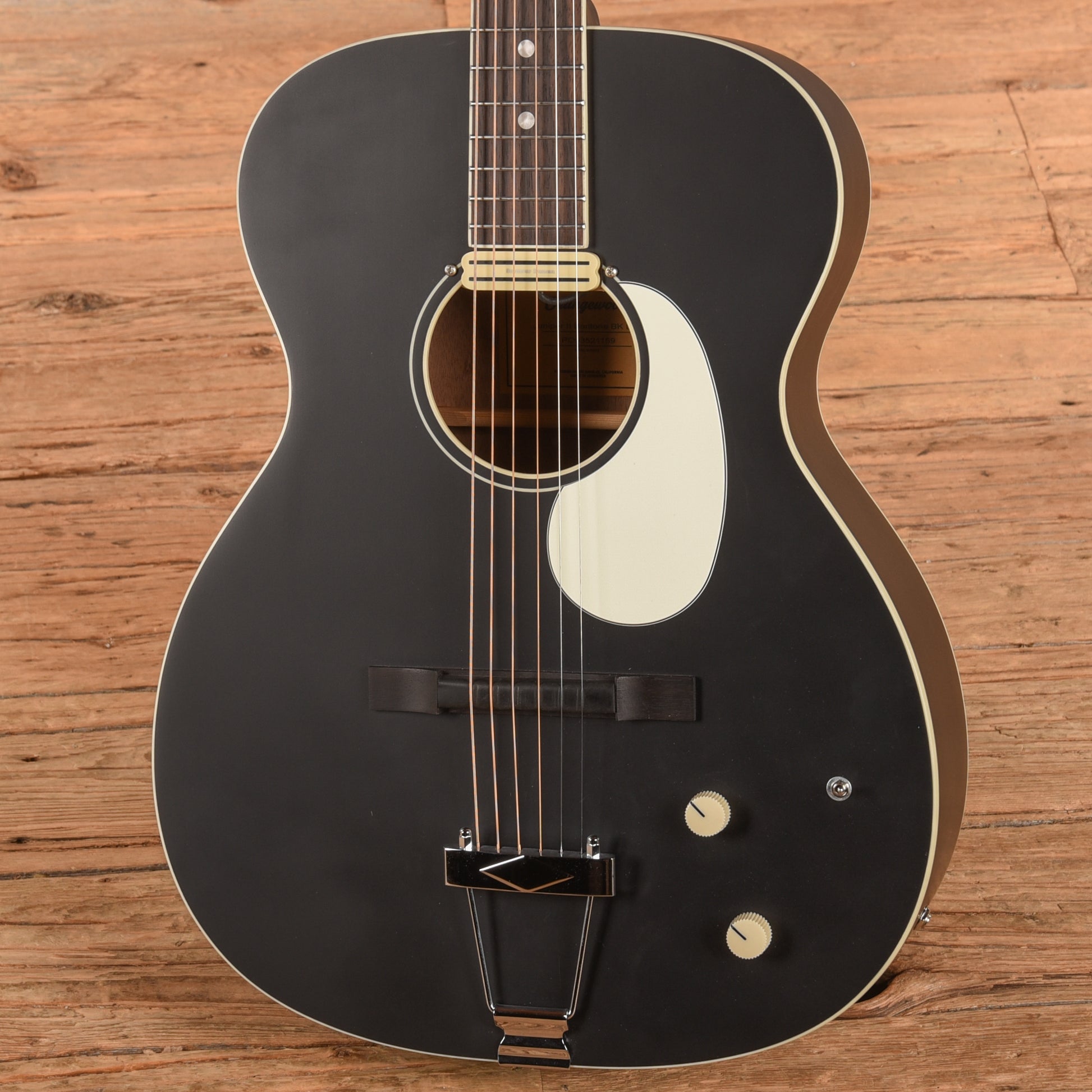 Orangewood Juniper II Baritone Black Live Rubber Bridge Acoustic-Electric Guitar Acoustic Guitars