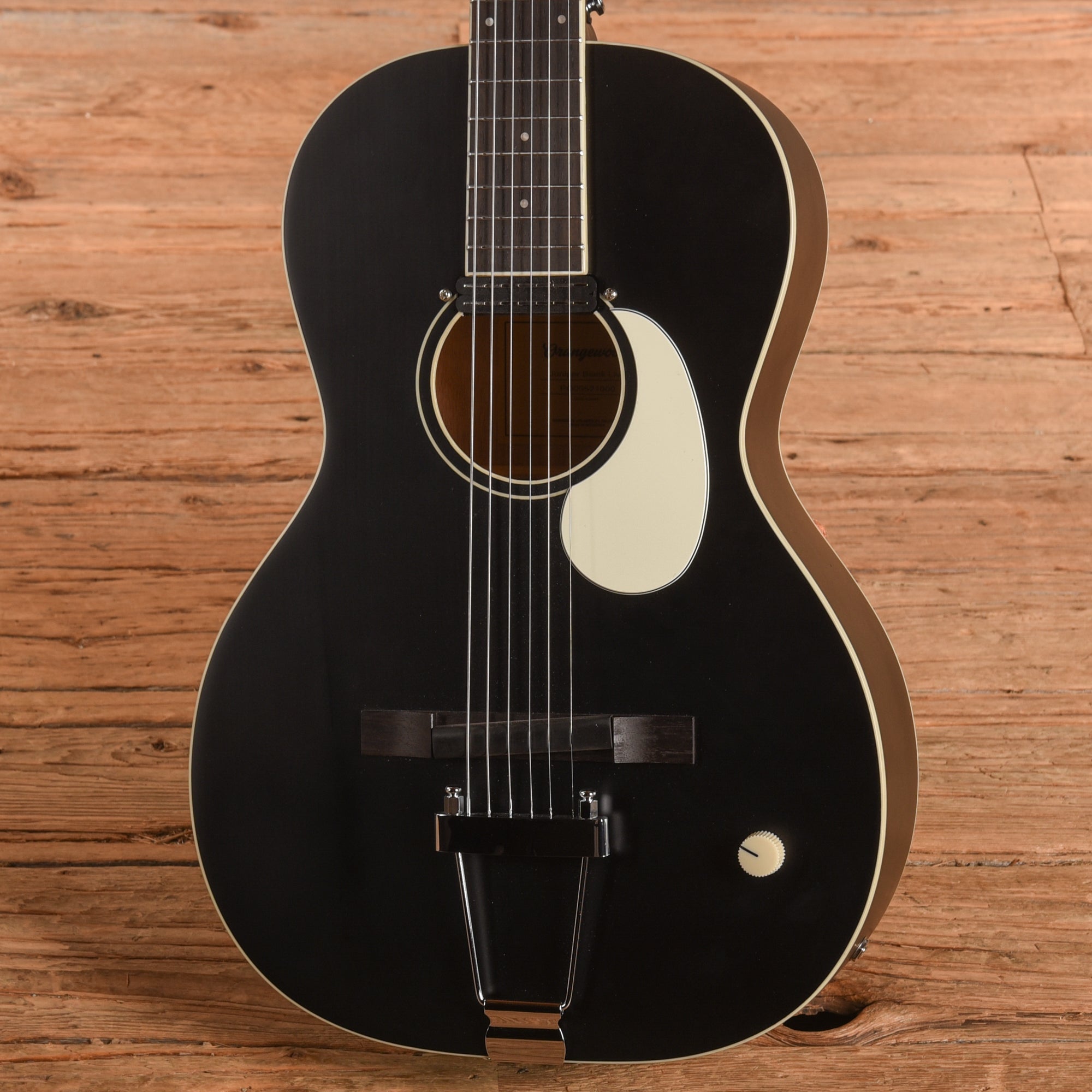 Orangewood Juniper Live Black Acoustic Guitars