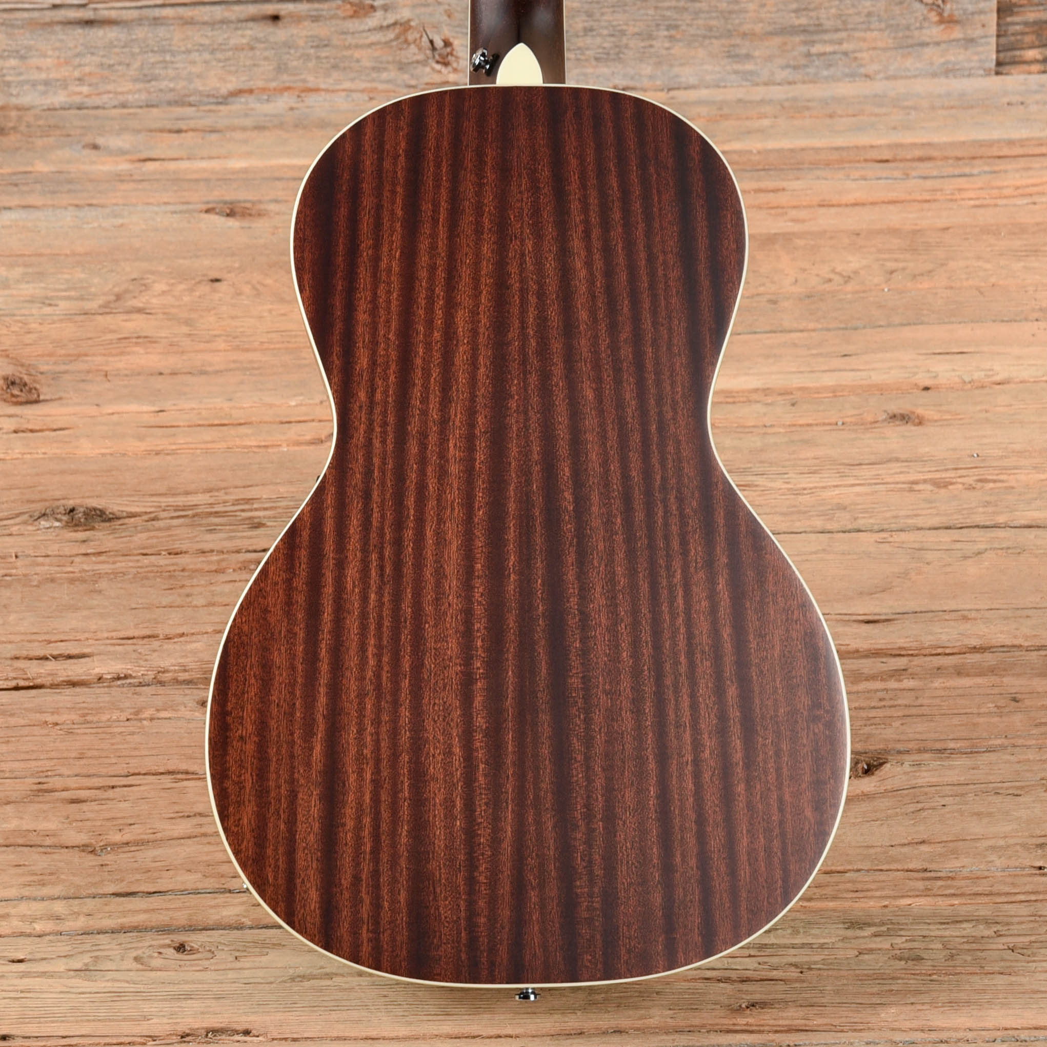Orangewood Juniper Live Surf Green Acoustic Guitars / Parlor