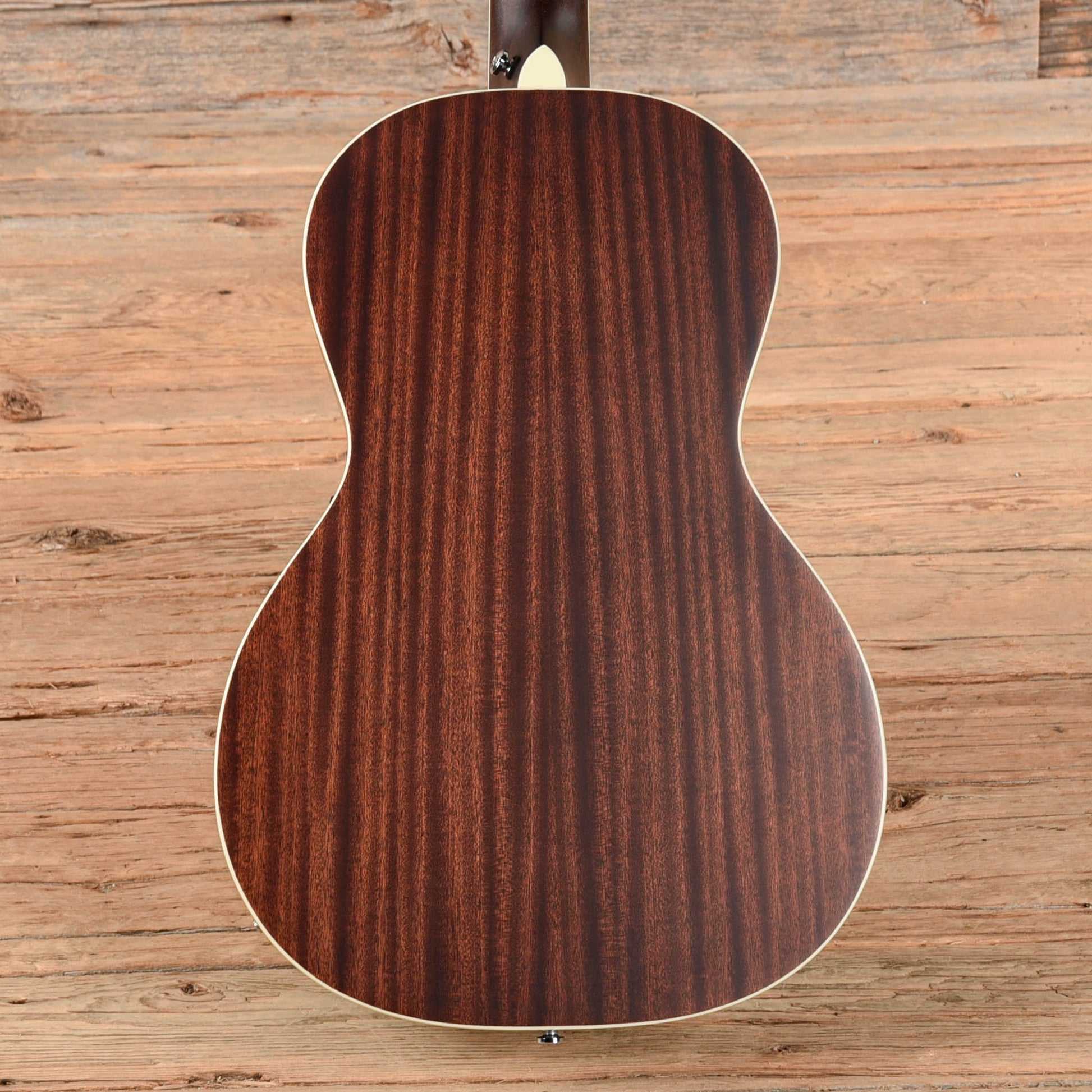 Orangewood Juniper Live Surf Green Acoustic Guitars / Parlor
