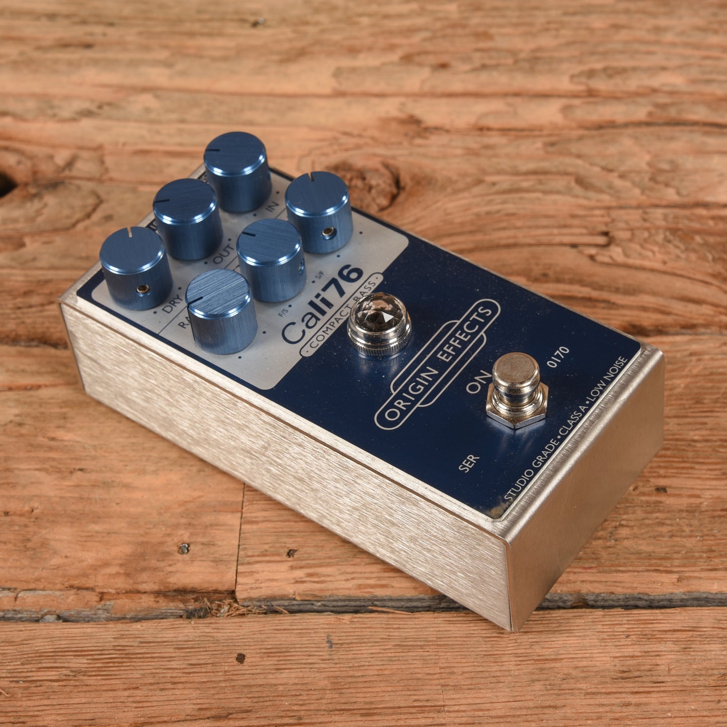 Origin Effects Cali76 Compact Bass Super Vintage Blue Effects and Pedals / Compression and Sustain