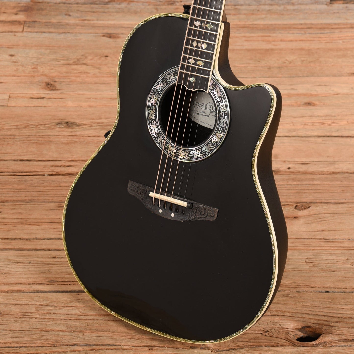 Ovation 1869 Custom Legend Black 1900 Acoustic Guitars / Built-in Electronics