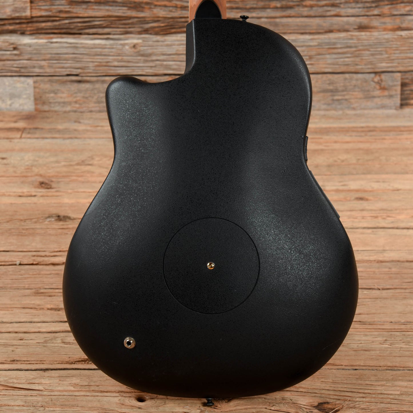 Ovation CS257 Celebrity Deluxe Natural 2000 Acoustic Guitars / Built-in Electronics