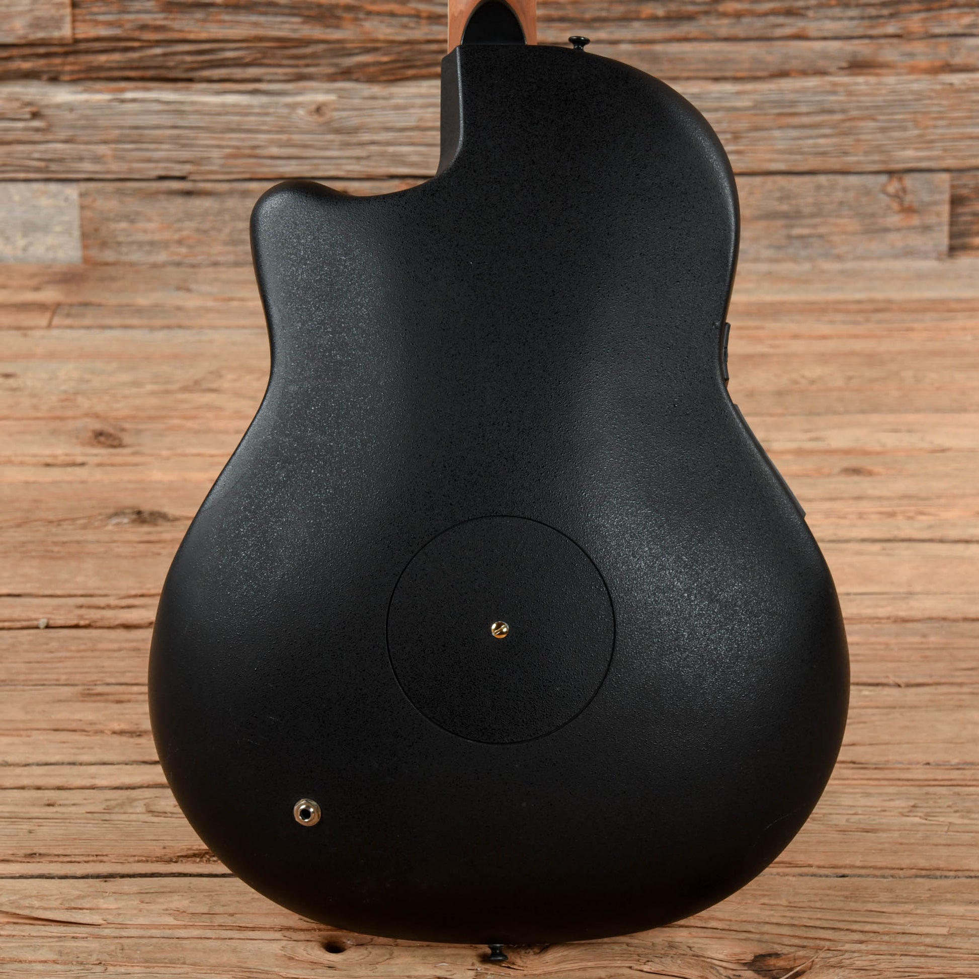 Ovation CS257 Celebrity Deluxe Natural 2000 Acoustic Guitars / Built-in Electronics