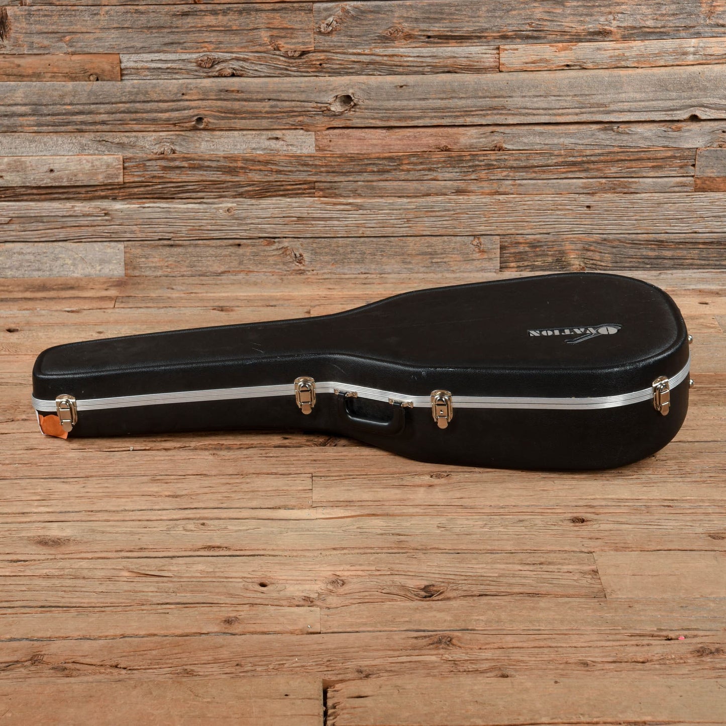 Ovation CS257 Celebrity Deluxe Natural 2000 Acoustic Guitars / Built-in Electronics