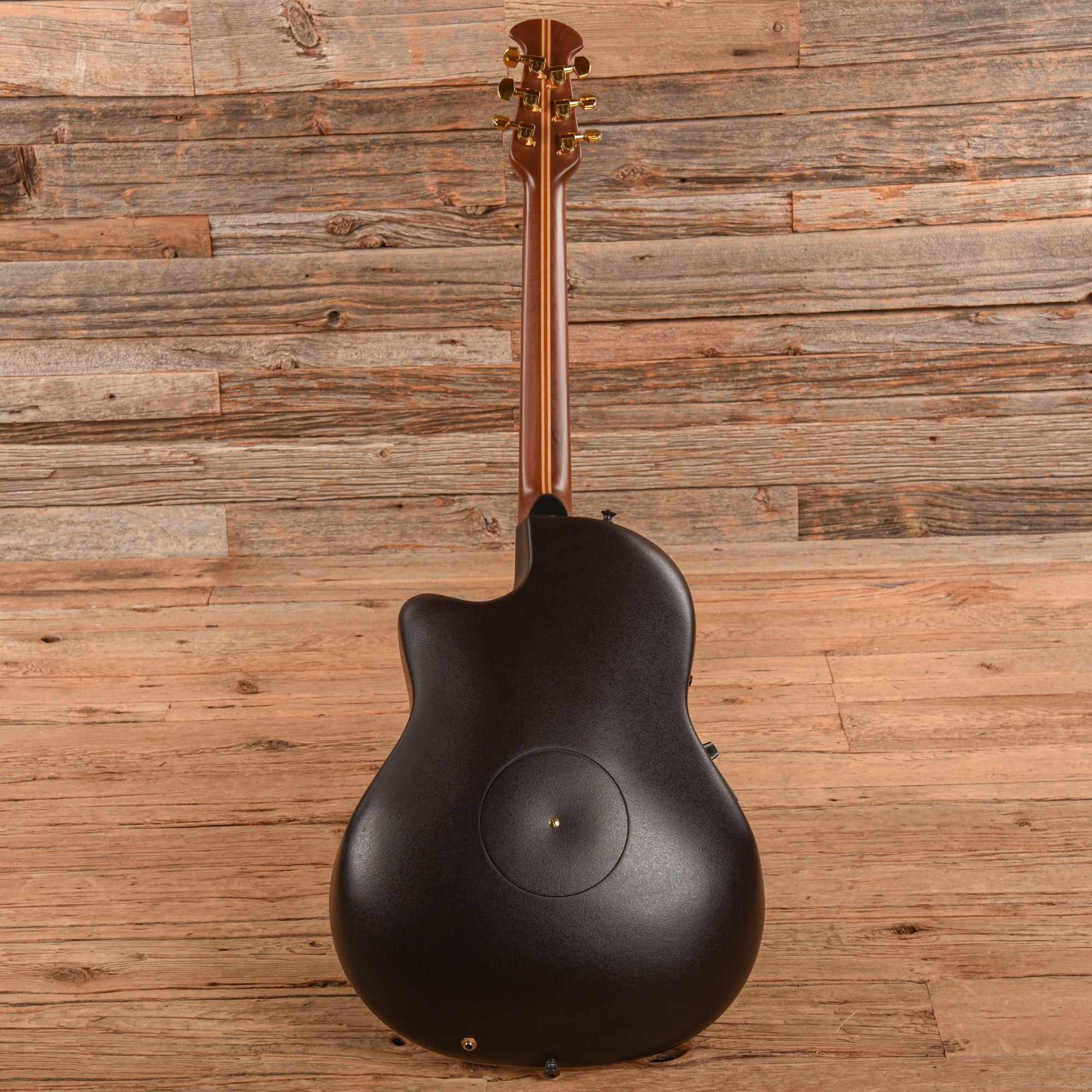 Ovation 5868 Elite Angel Walnut 1992 – Chicago Music Exchange
