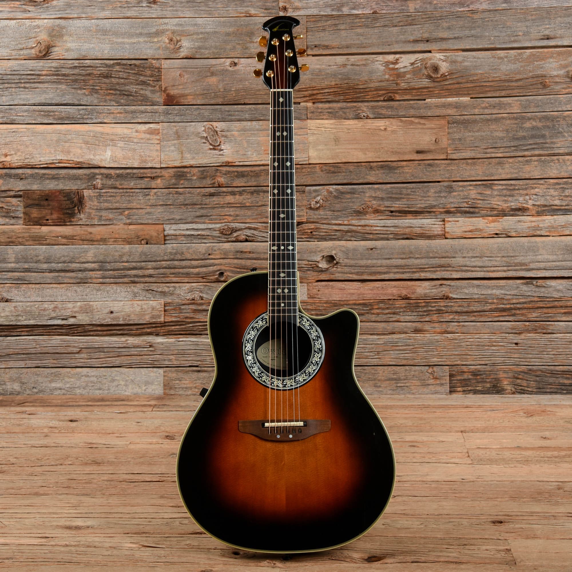 Ovation Model 1867 Acoustic Guitars / Concert