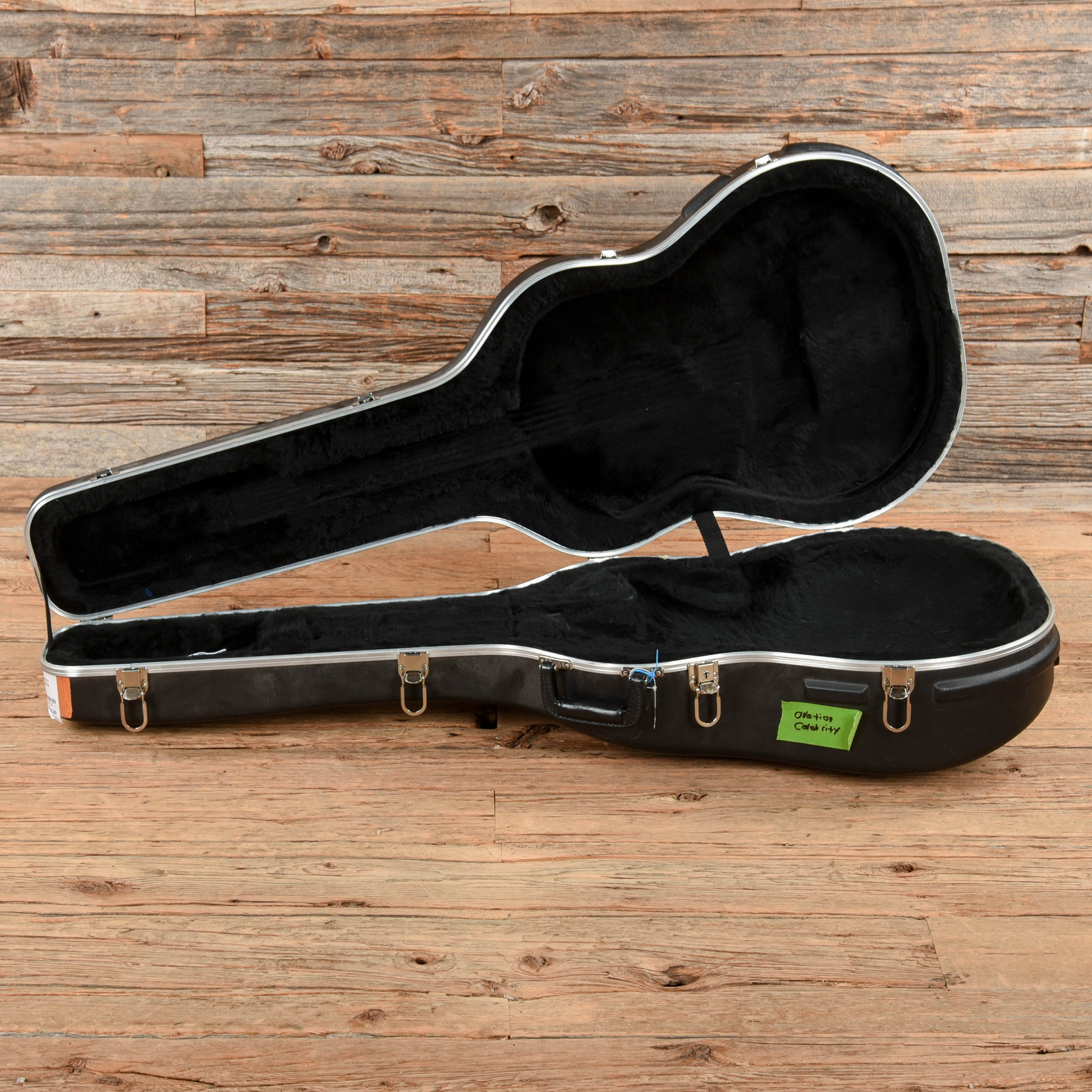 Ovation Celebrity CC057 Natural – Chicago Music Exchange