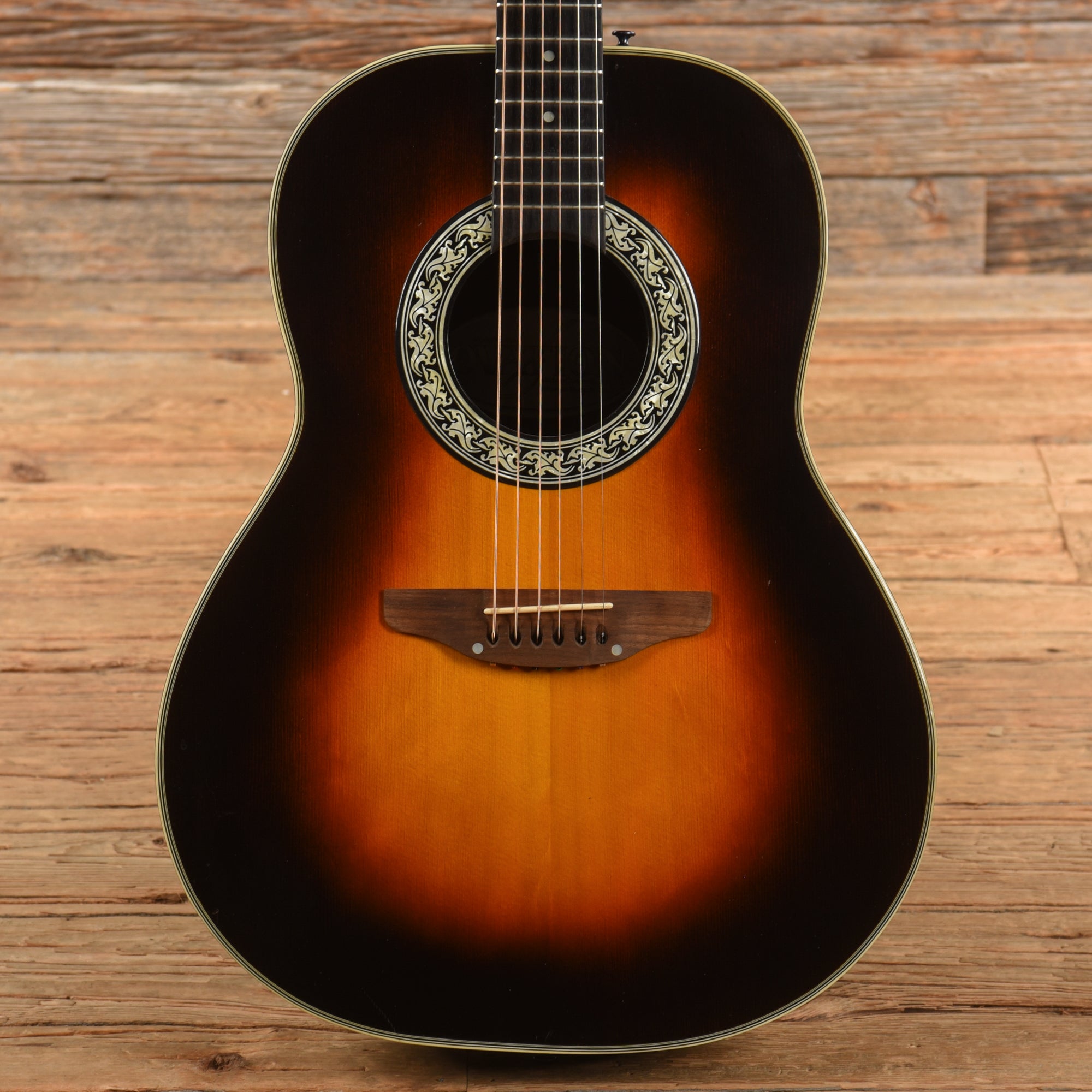 Ovation 1111 Baladeer Sunburst 1970s Acoustic Guitars / OM and Auditorium