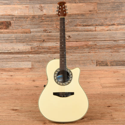 Ovation 3862 White Acoustic Guitars / OM and Auditorium