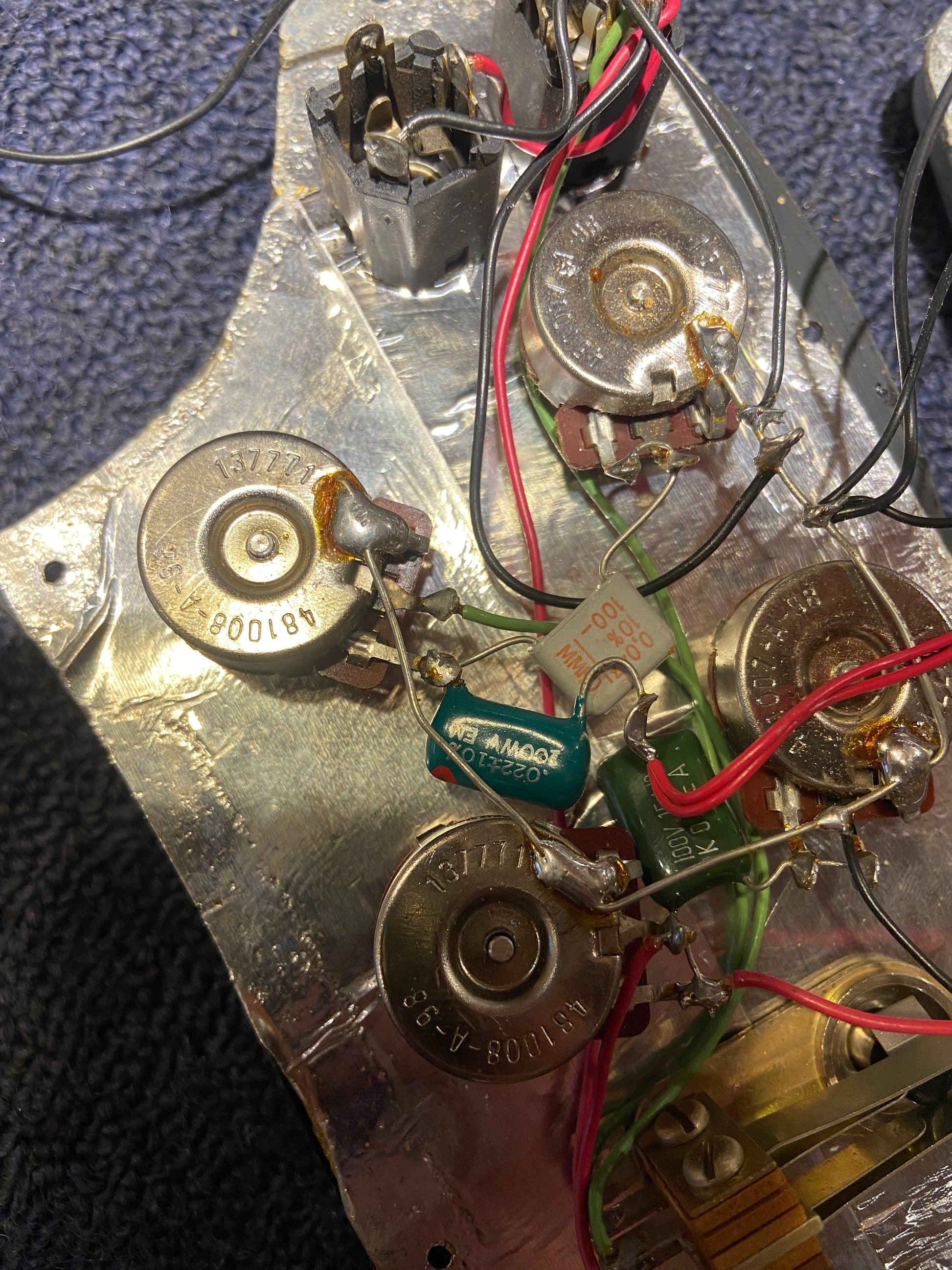 Ovation Magnum I Brown 1971 Bass Guitars / 4-String