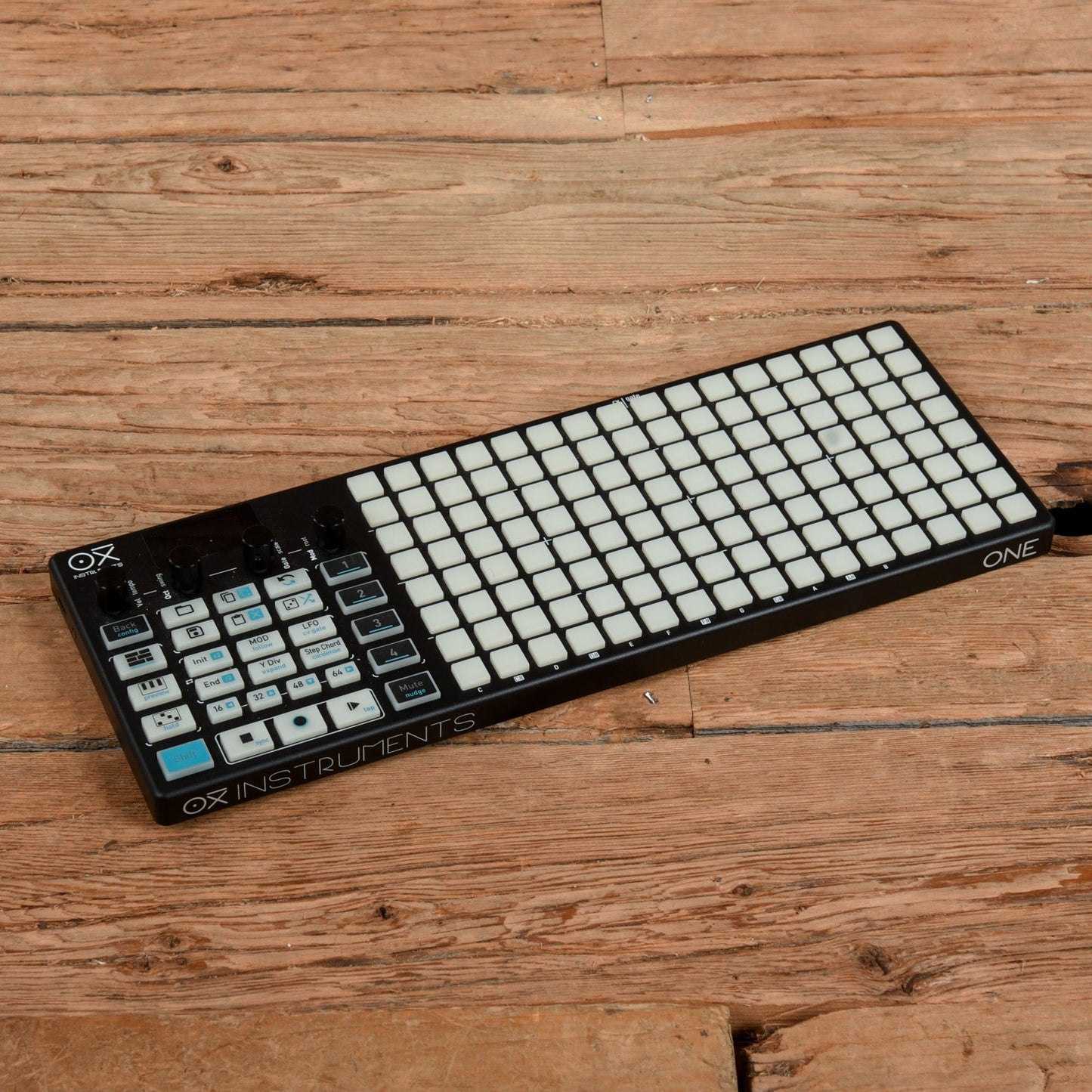 Oxi Instruments OXi One Keyboards and Synths / Controllers