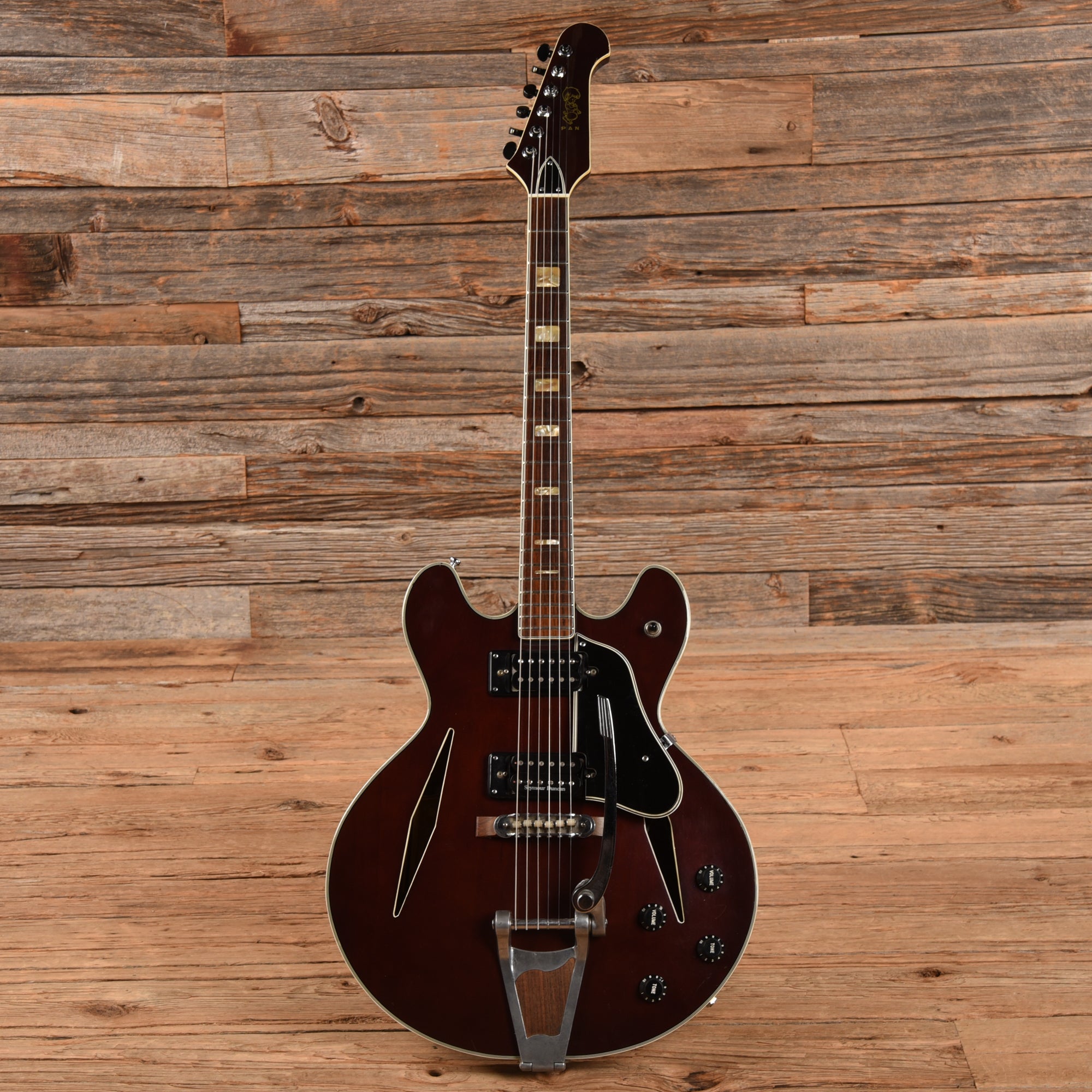 Pan Guitars P-23 Walnut 1970s Electric Guitars / Semi-Hollow