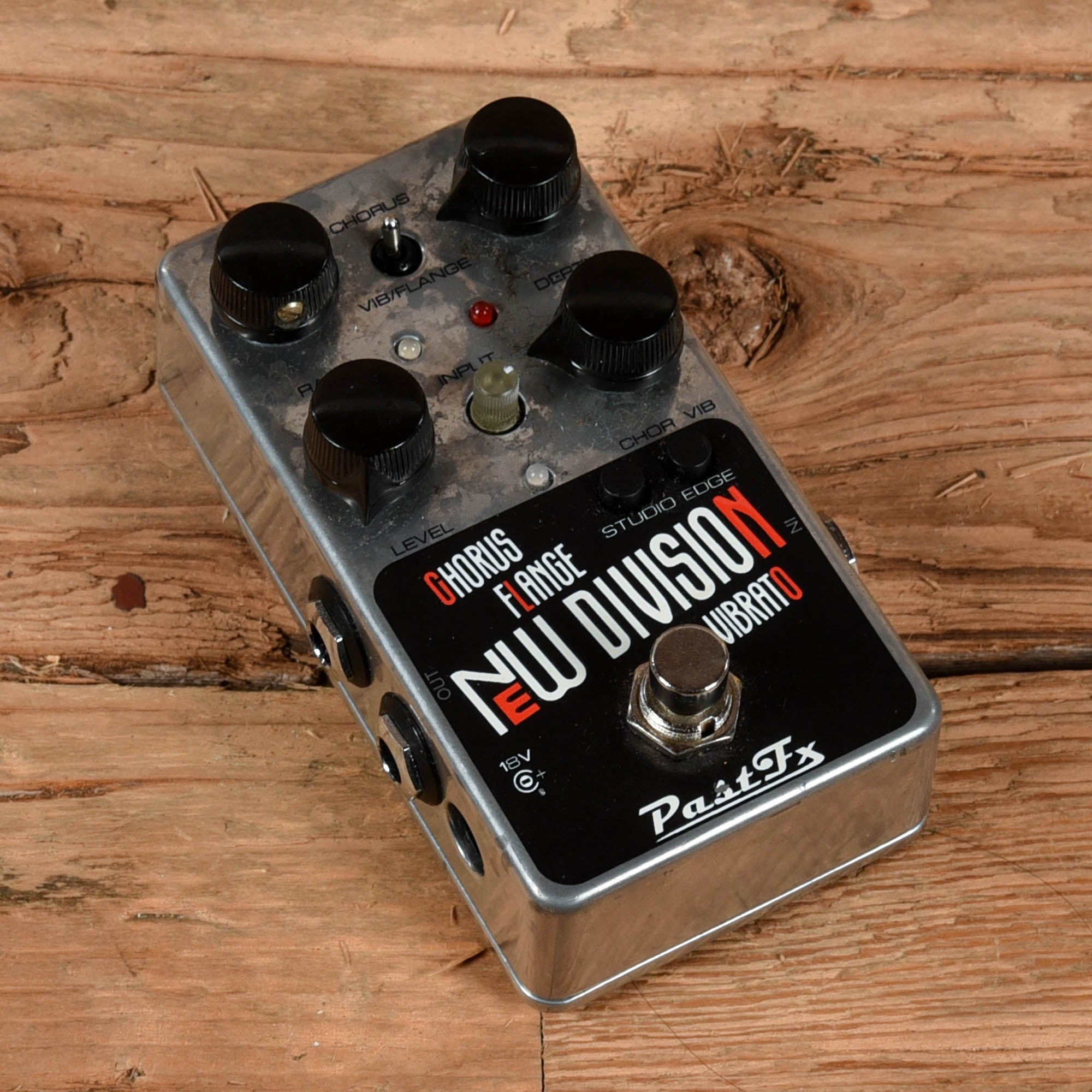 Past FX New Division Effects and Pedals / Chorus and Vibrato