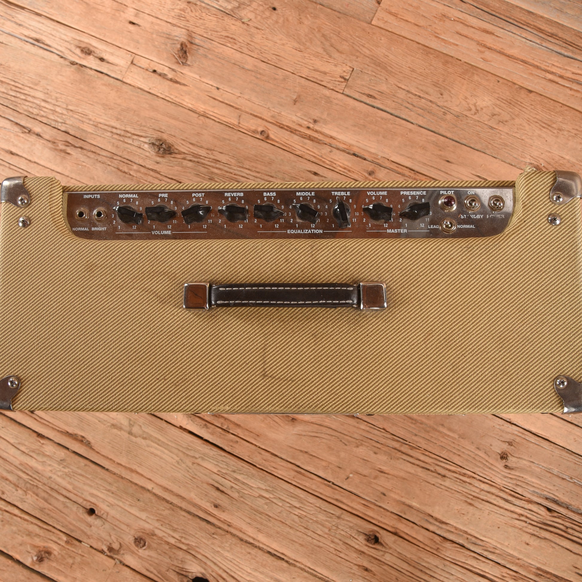 Peavey Classic 50 410 2-Channel 50-Watt 4x10" Guitar Combo Amps / Guitar Amps / Guitar Cabinets