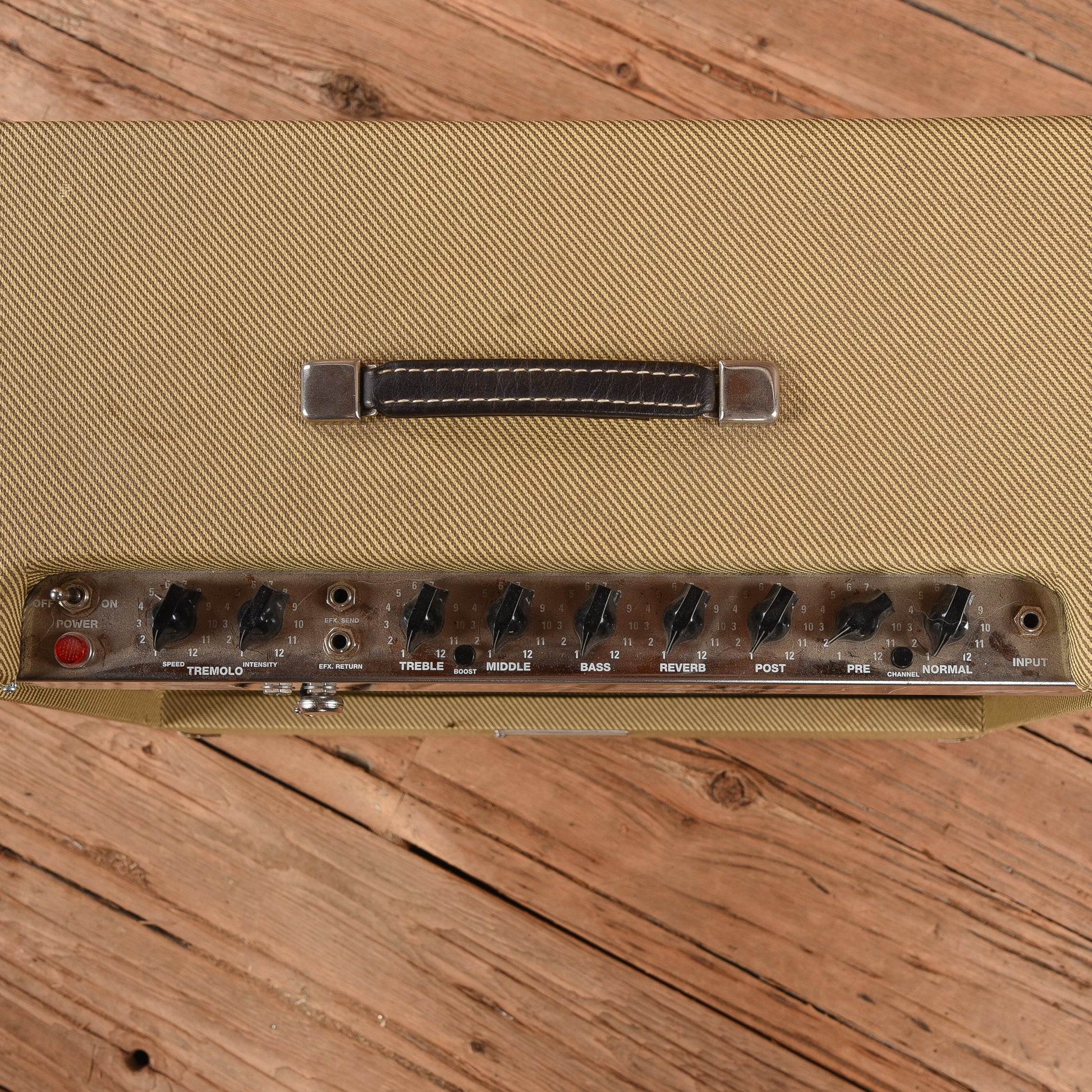 Peavey Delta Blues 115 30-Watt 1x15" Guitar Combo Amp Amps / Guitar Amps / Guitar Cabinets