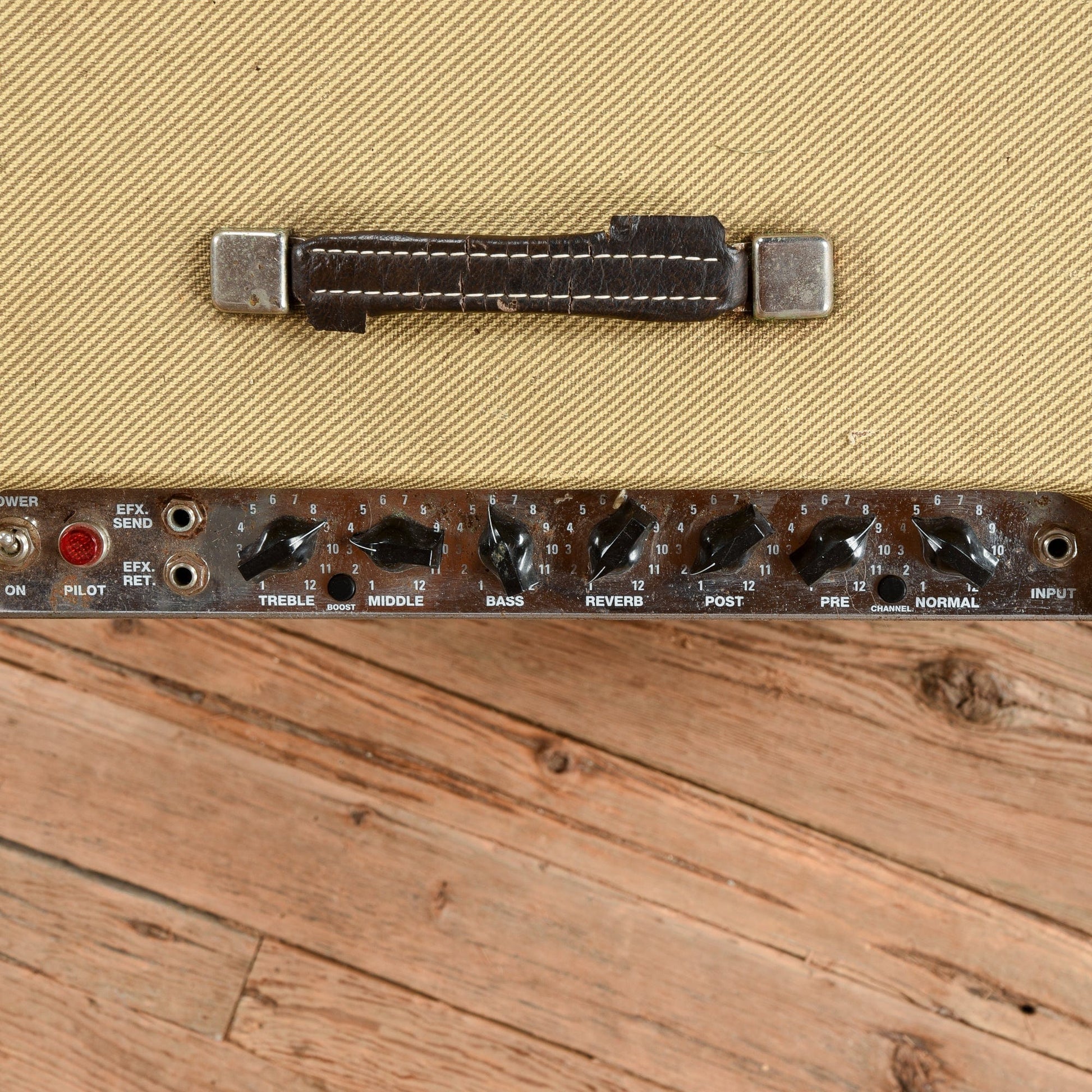 Peavey Classic 30 Tweed 2000 Amps / Guitar Cabinets