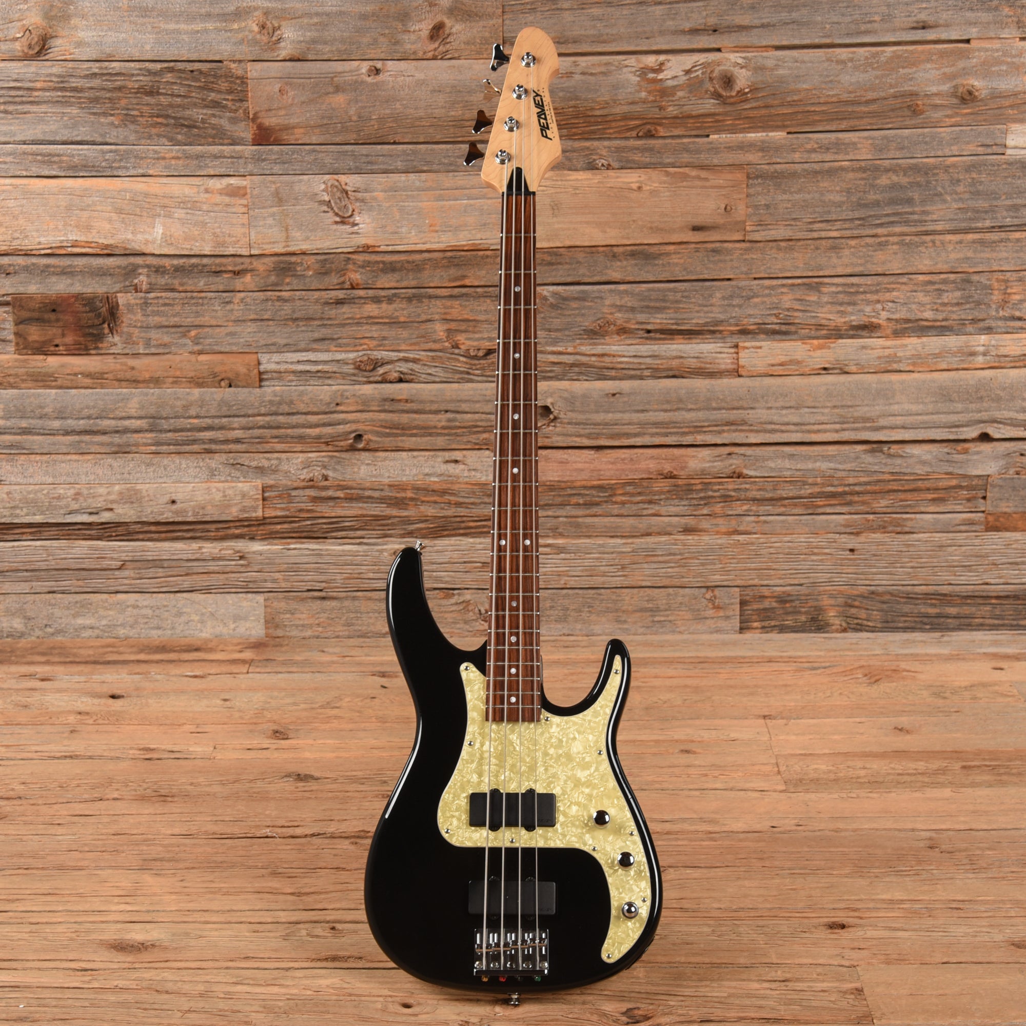 Peavey Axcelerator Bass Black Bass Guitars / 4-String
