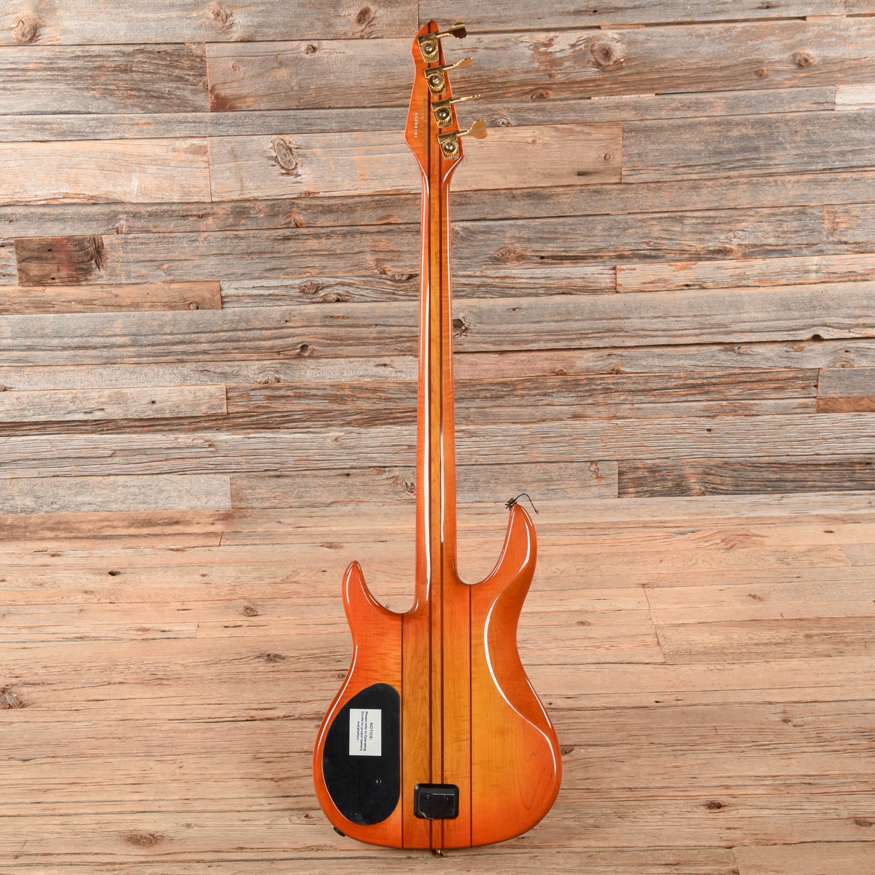 Peavey Dyna Bass Unity Series Sunburst Bass Guitars / 4-String