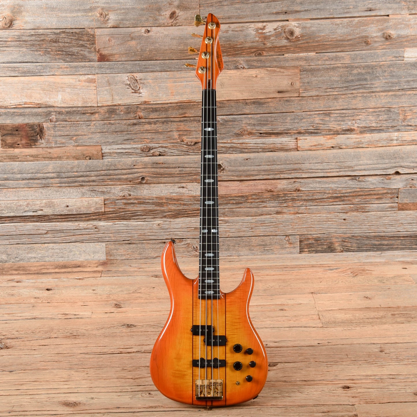 Peavey Dyna Bass Unity Series Sunburst Bass Guitars / 4-String