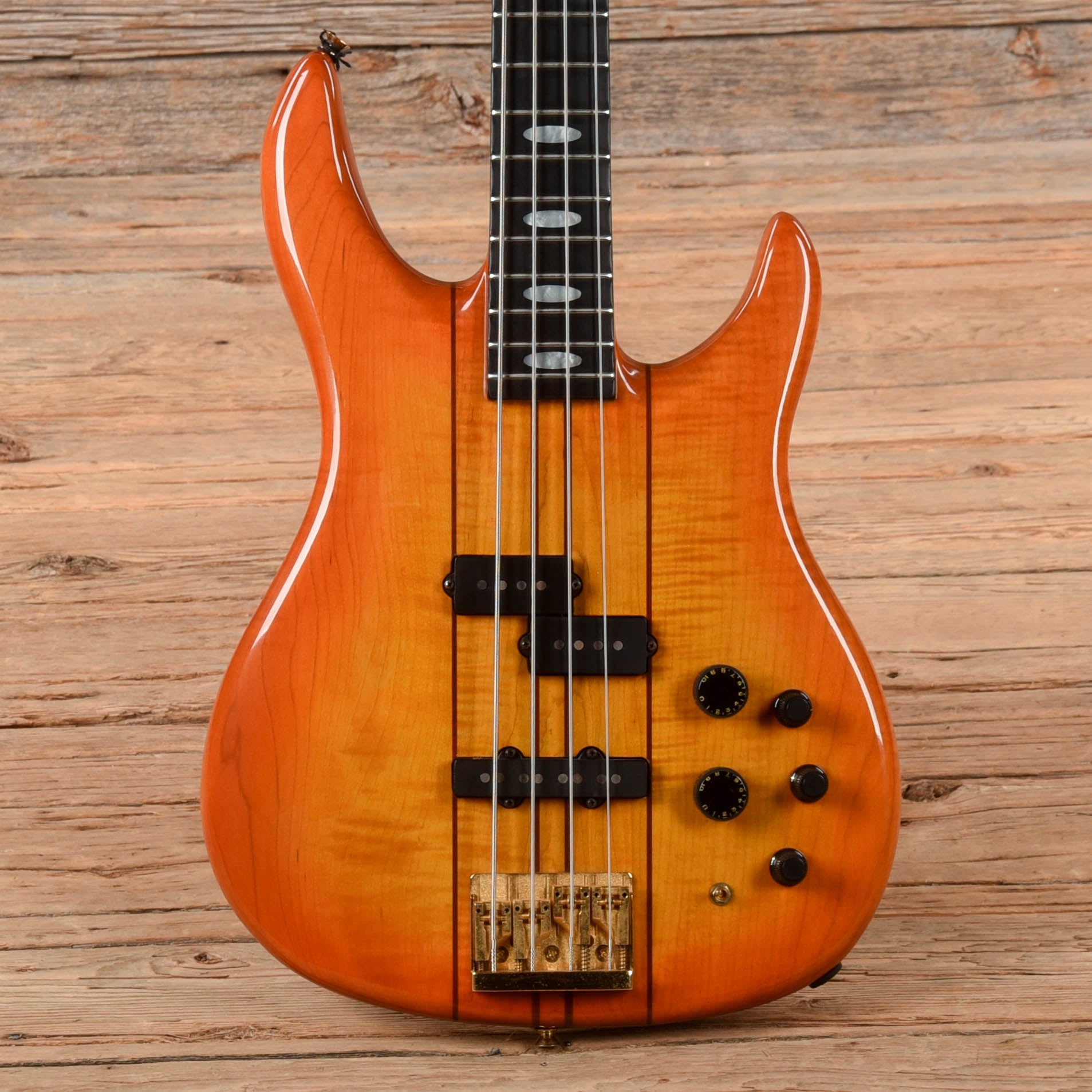 Peavey Dyna Bass Unity Series Sunburst Bass Guitars / 4-String