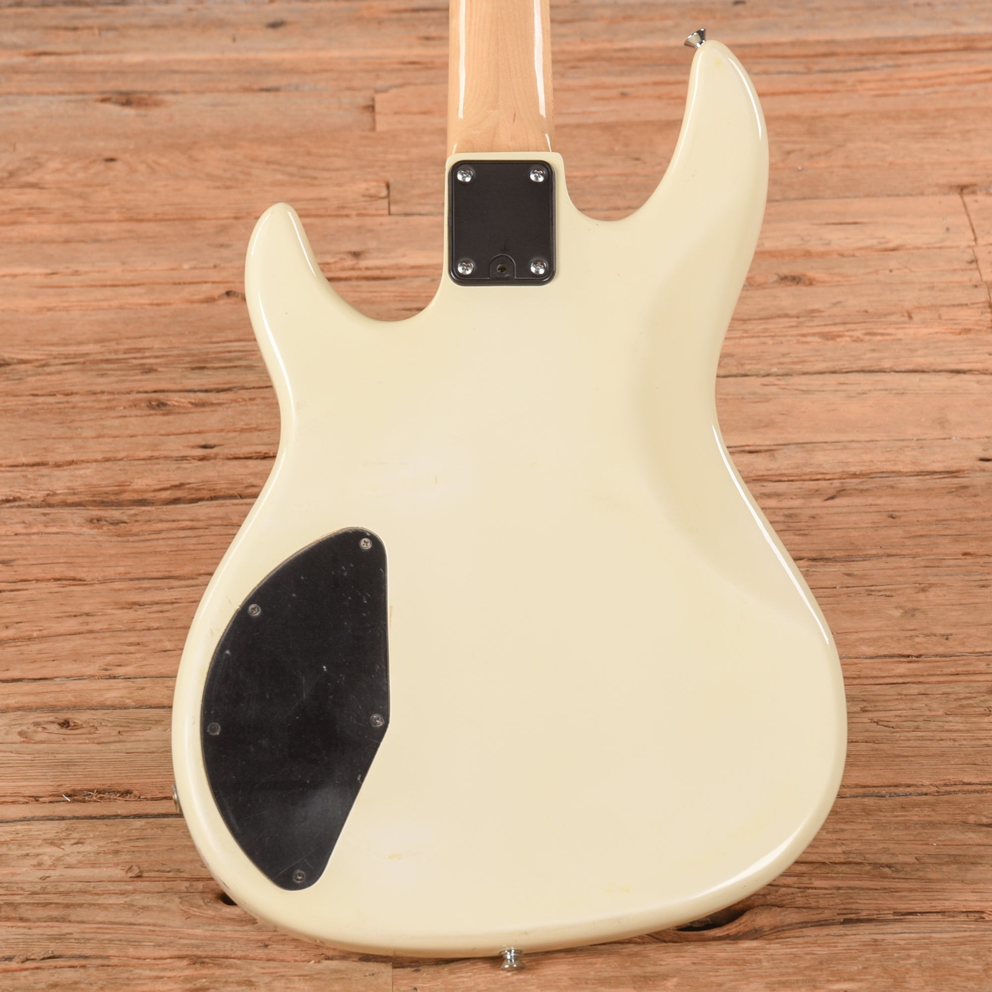 Peavey Foundation Bass White 1980s – Chicago Music Exchange
