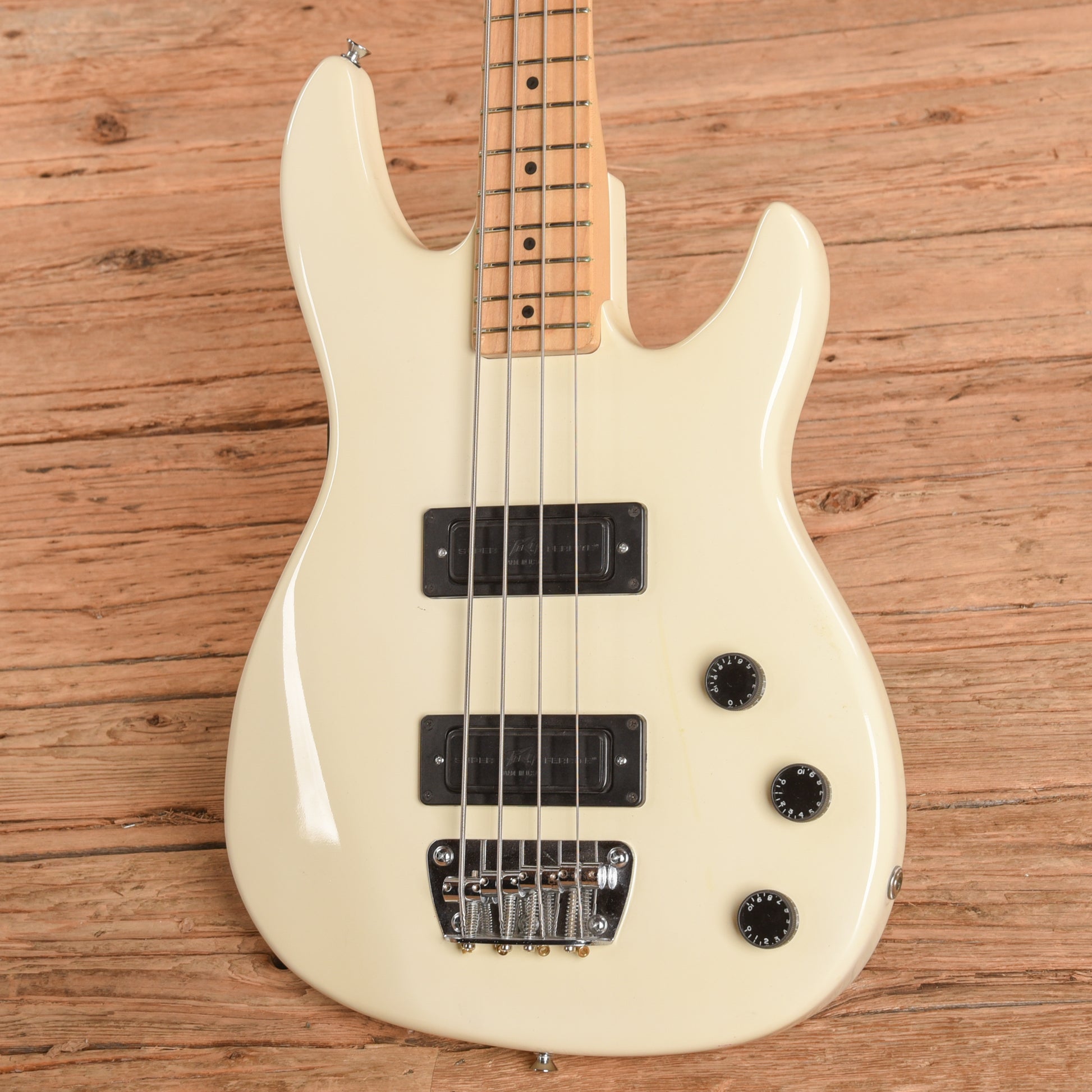 Peavey Foundation Bass White 1980s Bass Guitars / 4-String