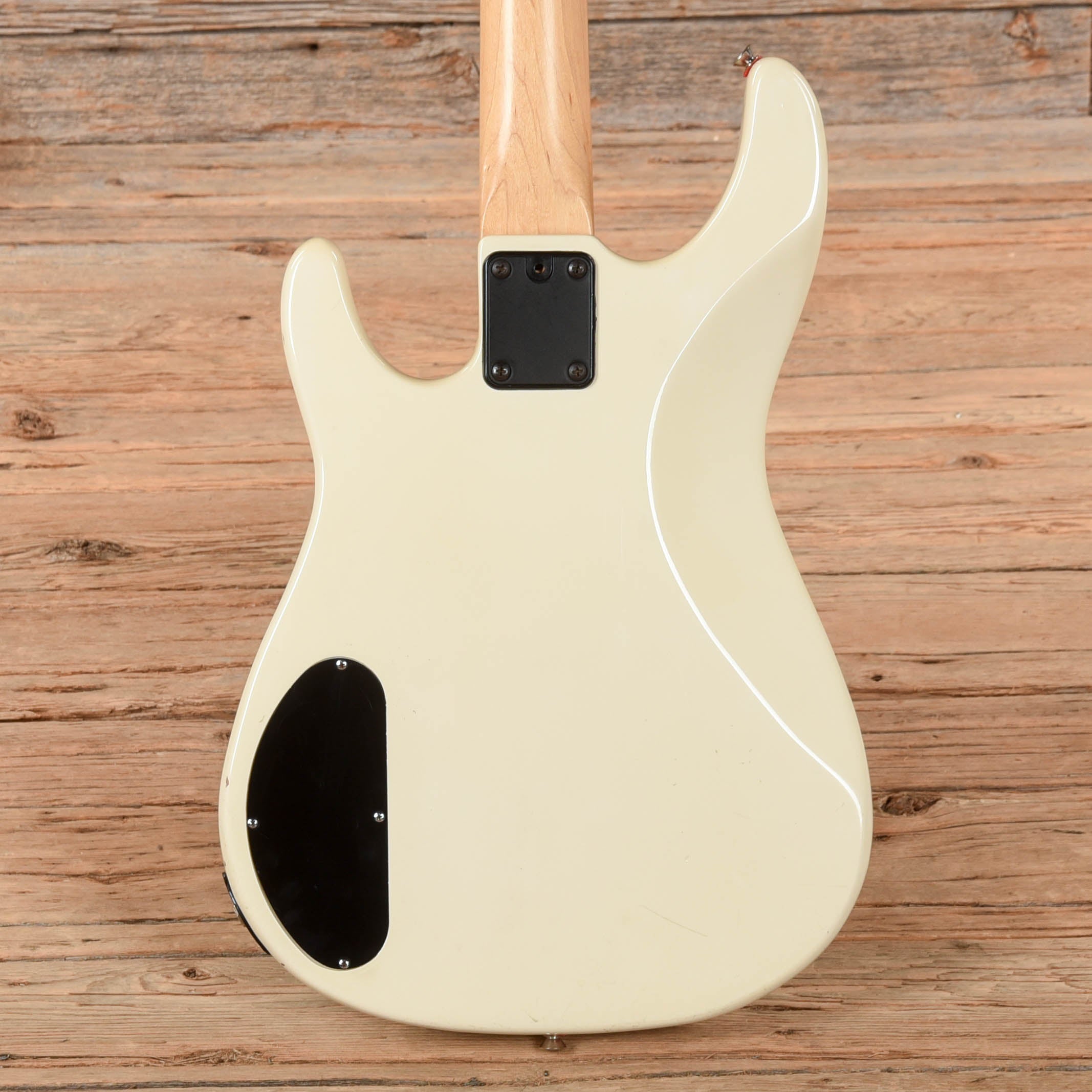Peavey Foundation White 1992 Bass Guitars / 4-String