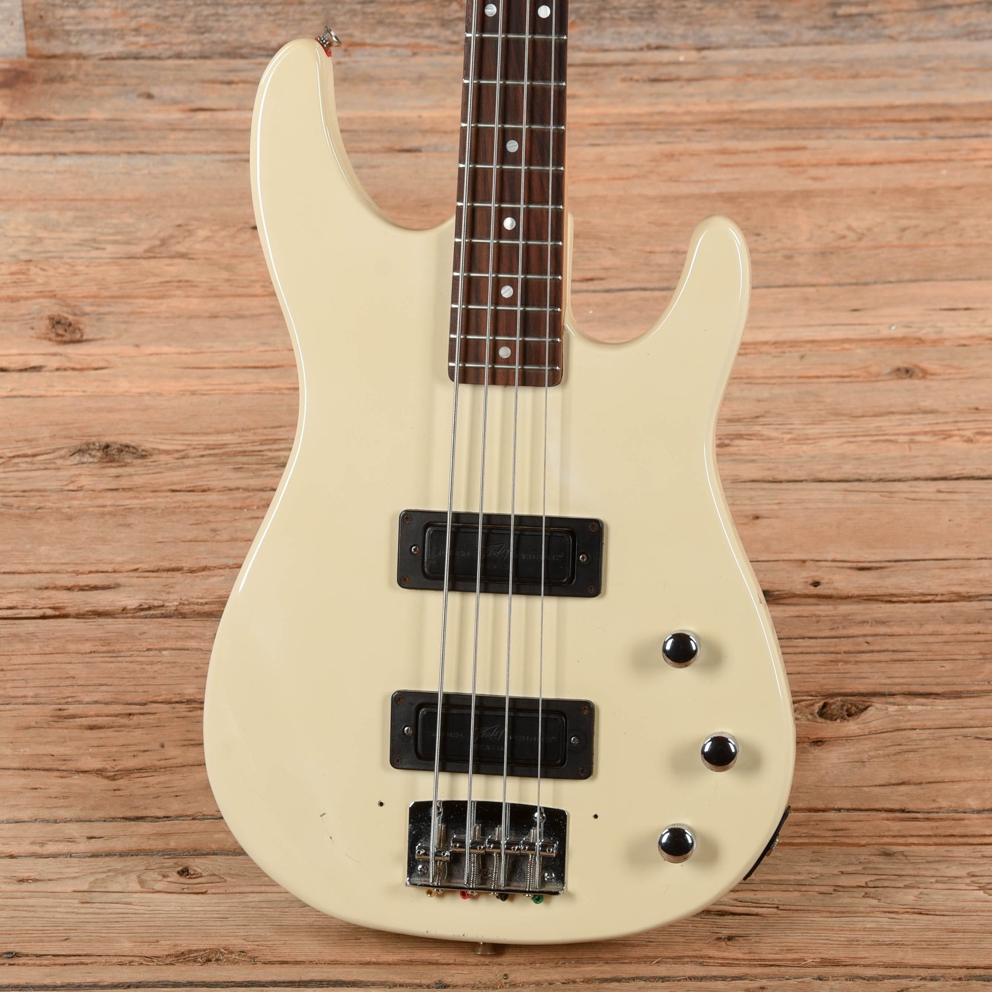 Peavey Foundation White 1992 Bass Guitars / 4-String
