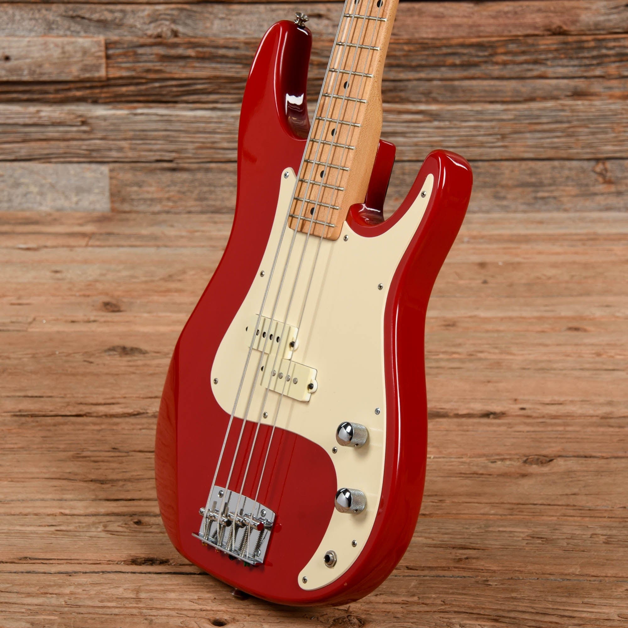 Peavey Fury Red 1994 Bass Guitars / 4-String