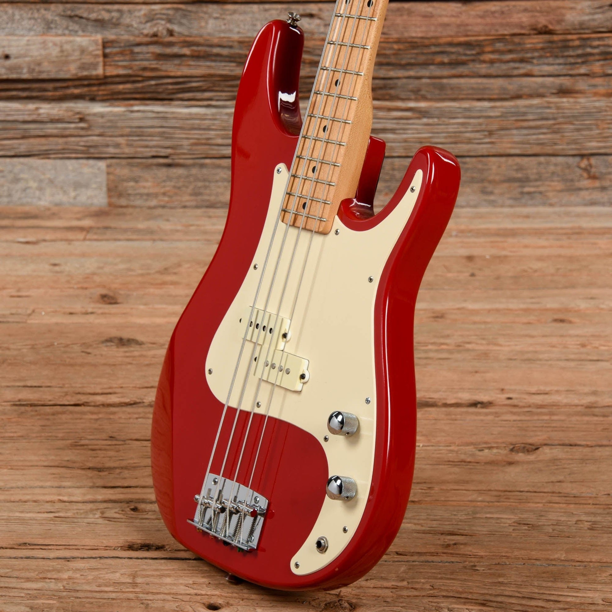 Peavey Fury Red 1994 Bass Guitars / 4-String