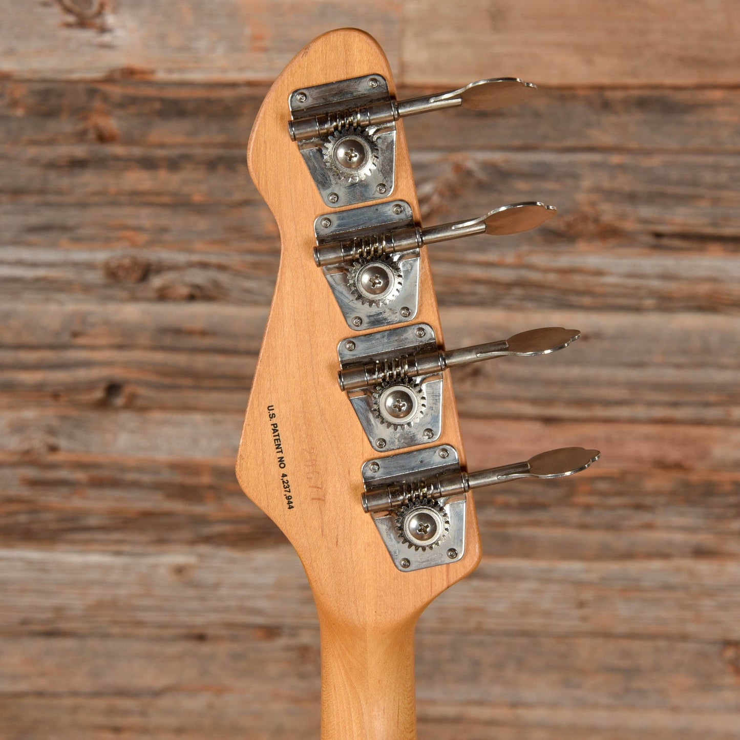 Peavey Fury Red 1994 Bass Guitars / 4-String