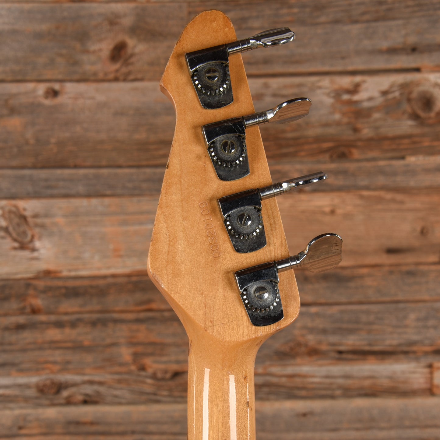 Peavey T-40 Natural 1978 Bass Guitars / 4-String