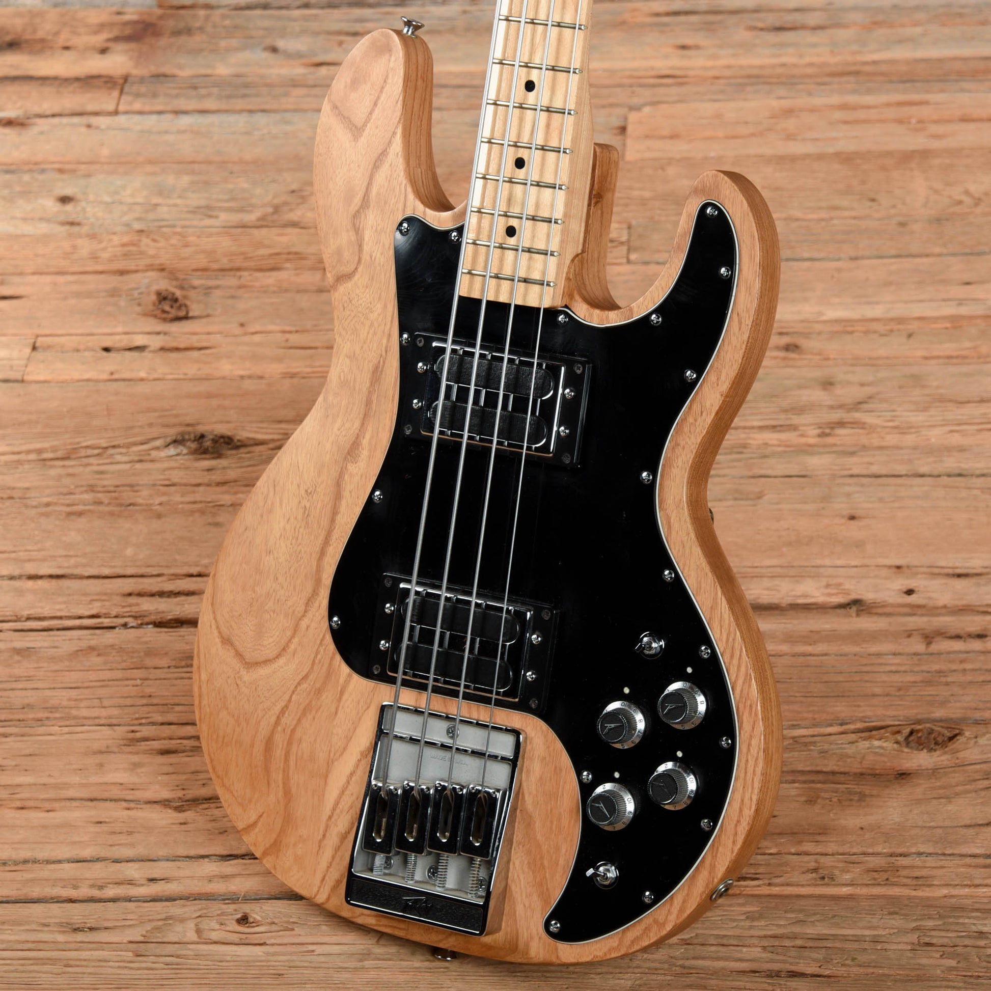 Peavey T-40 Natural 1979 Bass Guitars / 4-String