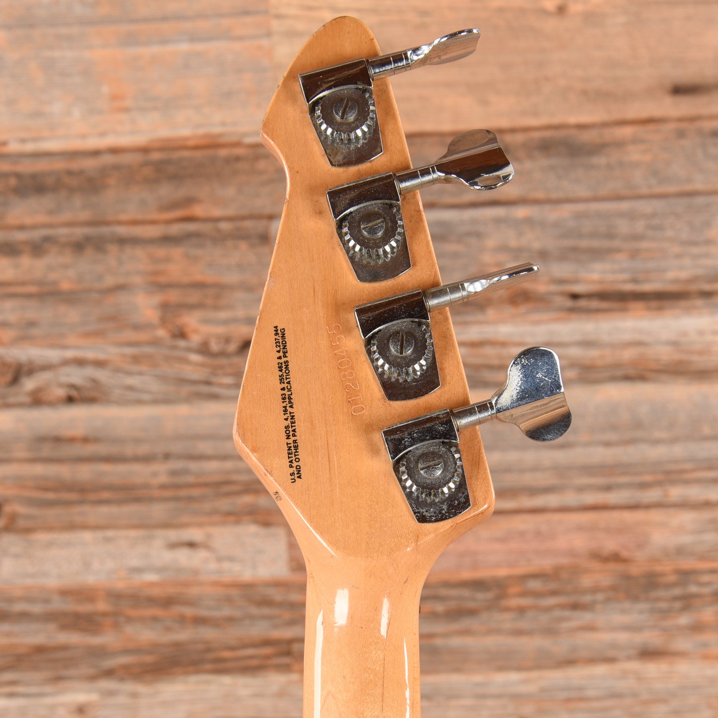 Peavey T-40 Natural Bass Guitars / 4-String