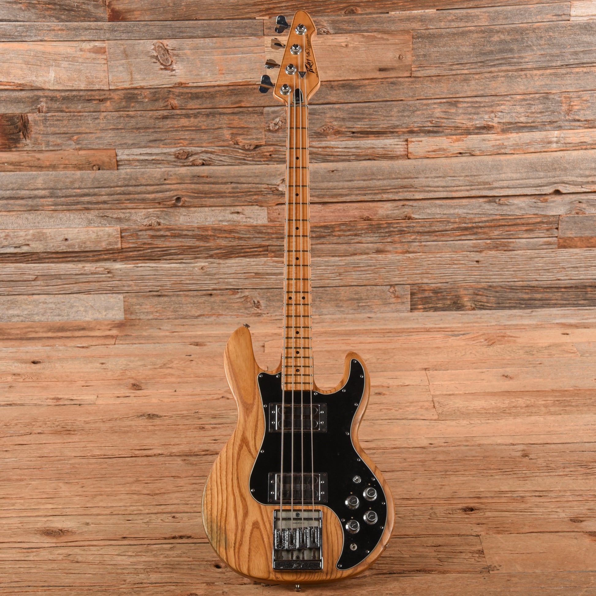 Peavey T-40 Natural Bass Guitars / 4-String