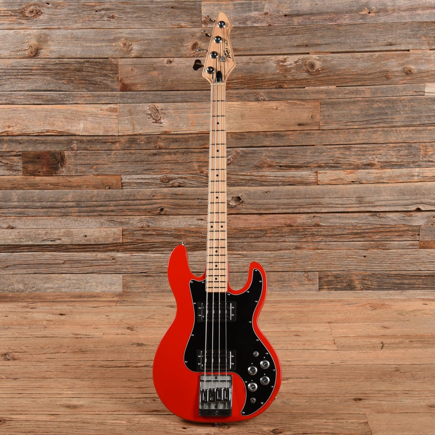 Peavey T-40 Red 1982 Bass Guitars / 4-String
