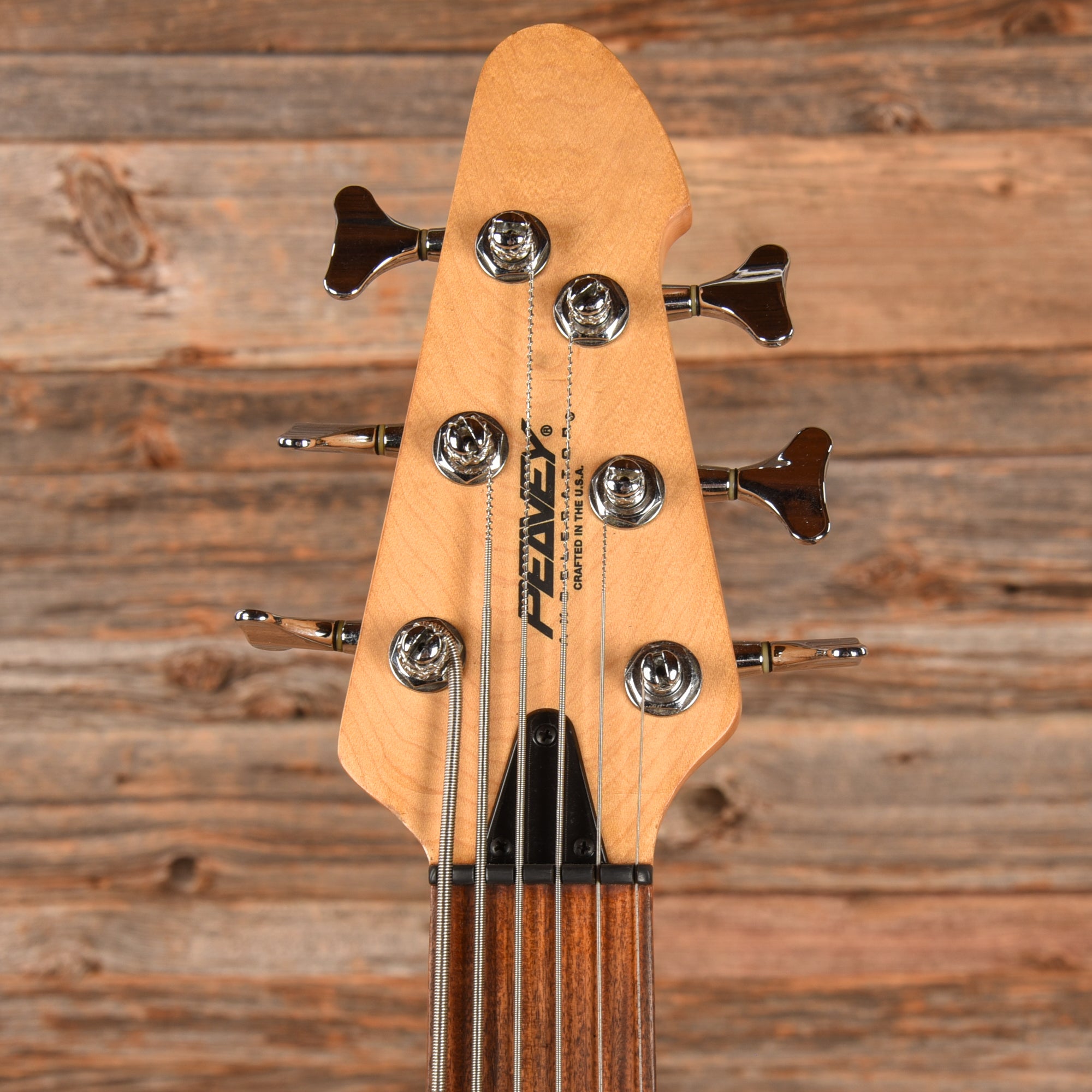 Peavey Axcelerator 6 Gold Bass Guitars / 5-String or More