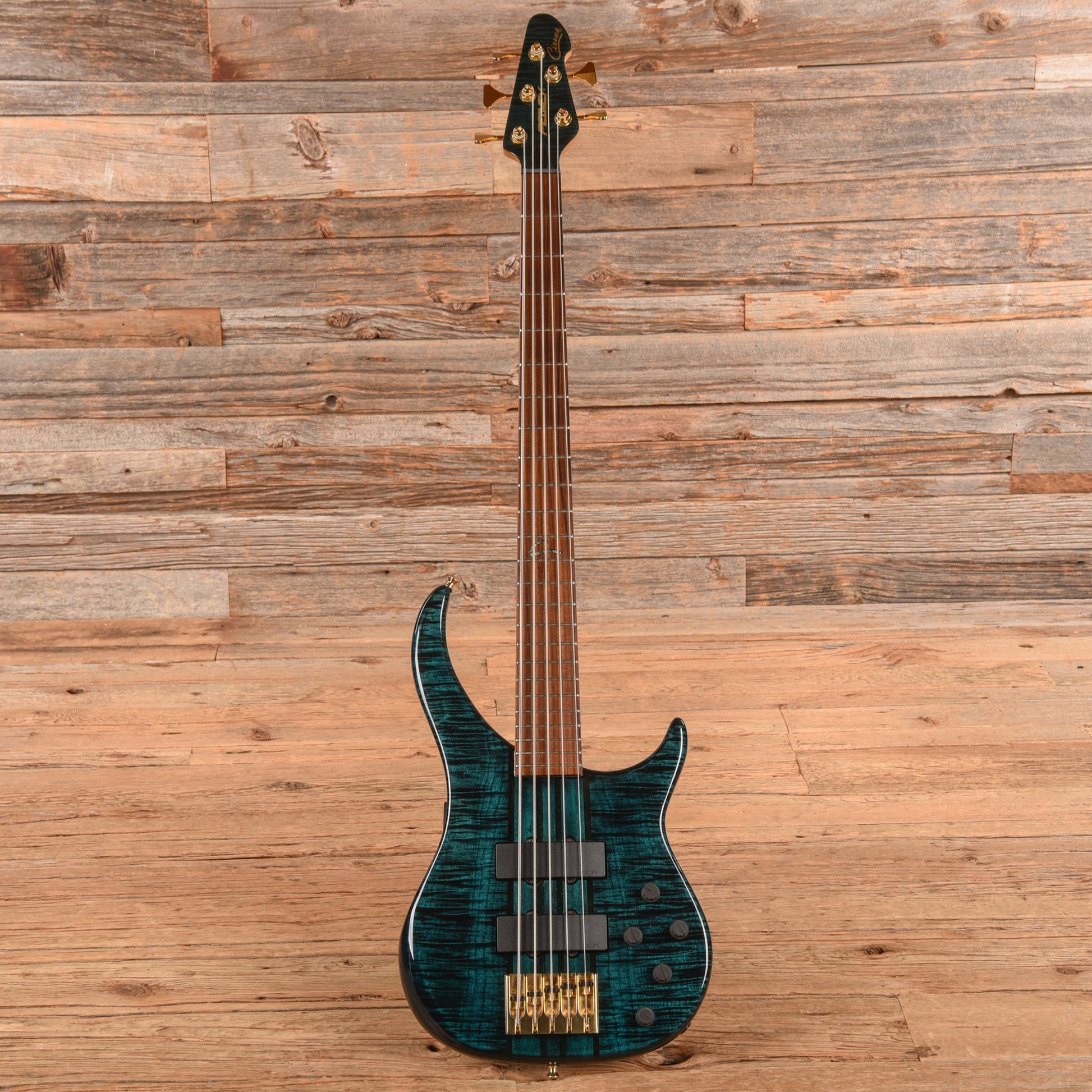 Peavey Cirrus 5 Blue Bass Guitars