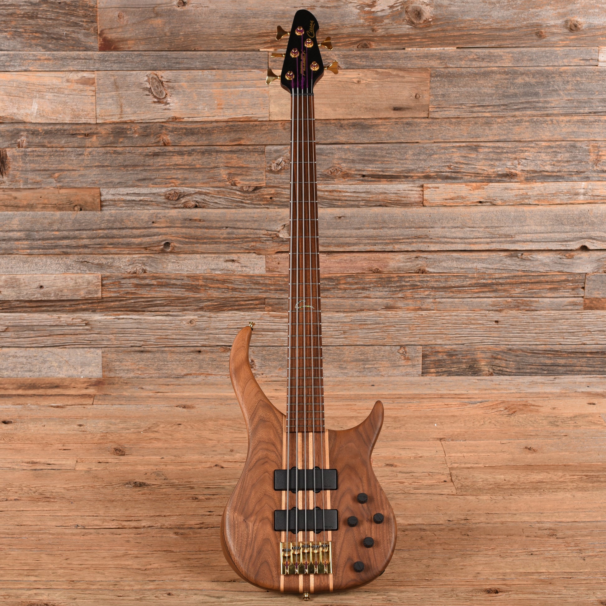 Peavey Cirrus 5 Walnut Bass Guitars