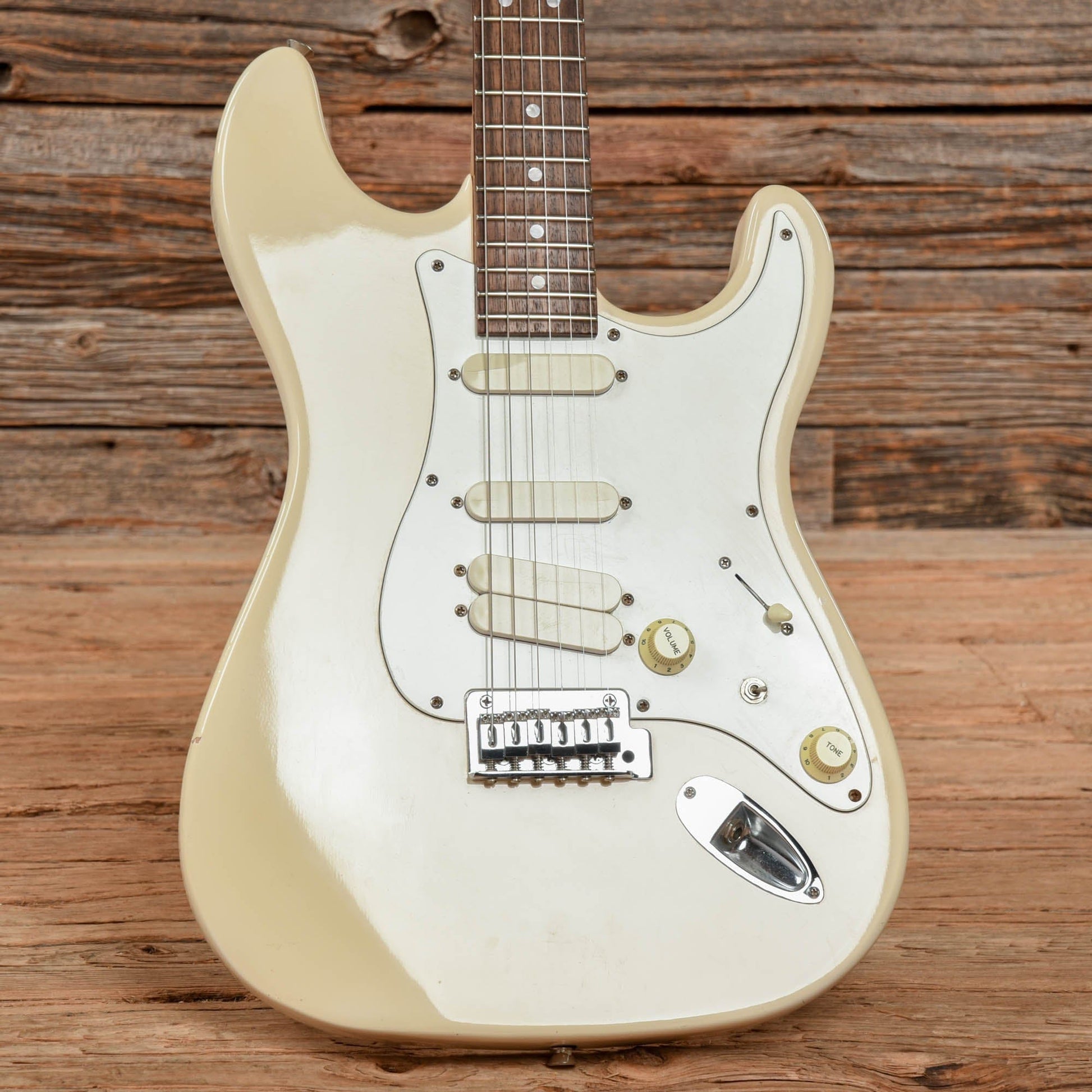 Peavey Predator AX HSS Vintage White 1994 Electric Guitars / Solid Body