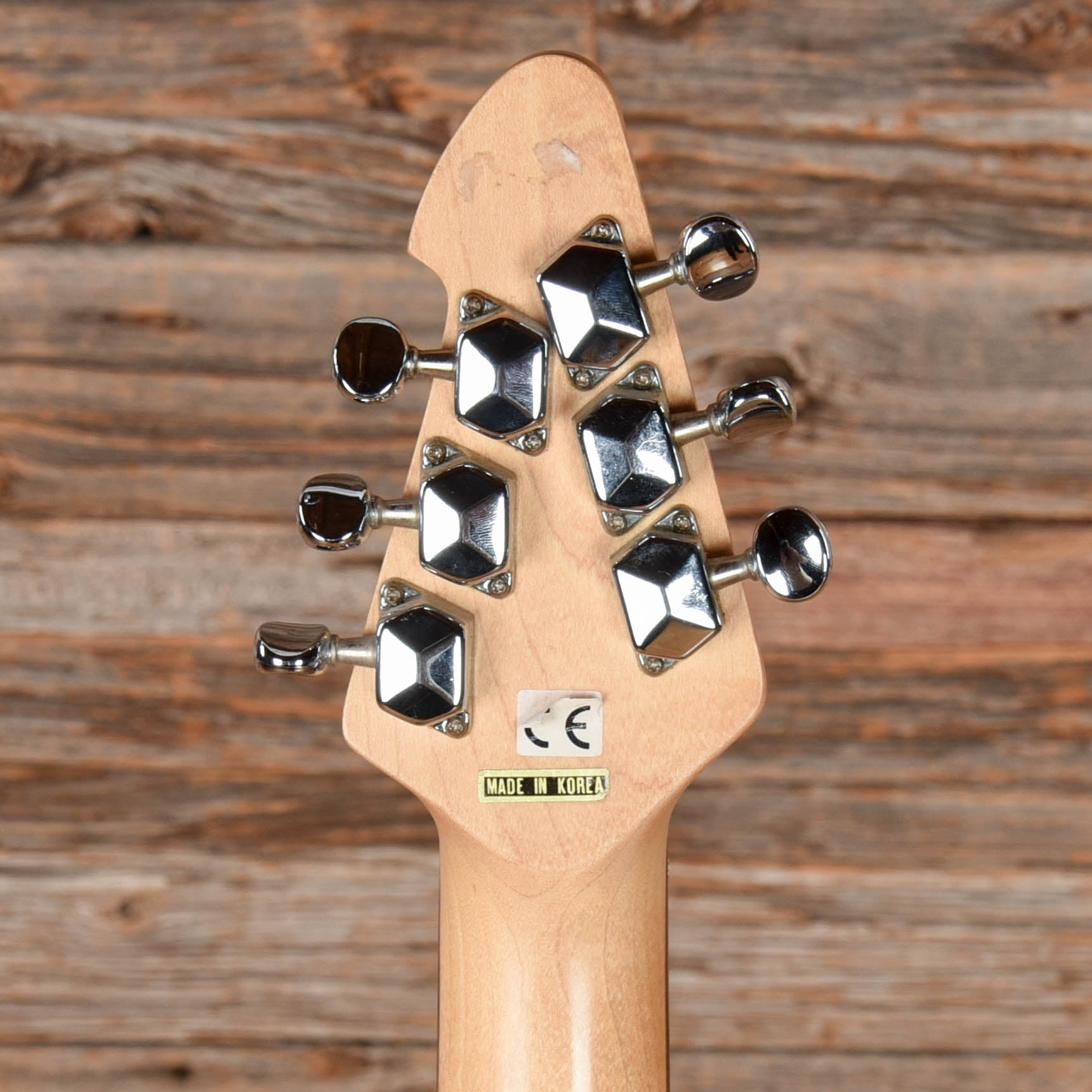 Peavey Raptor Plus Black – Chicago Music Exchange