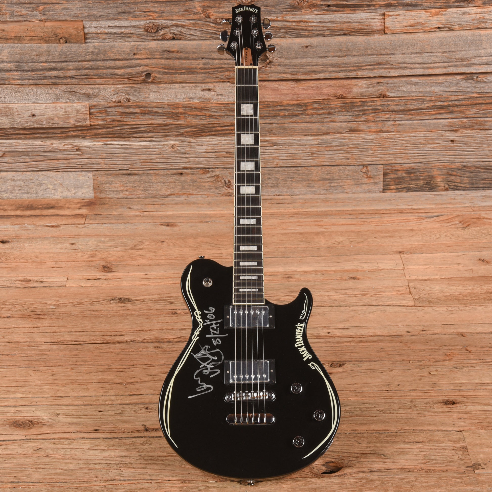 Peavey Electric with Signatures Black - Zac Brown