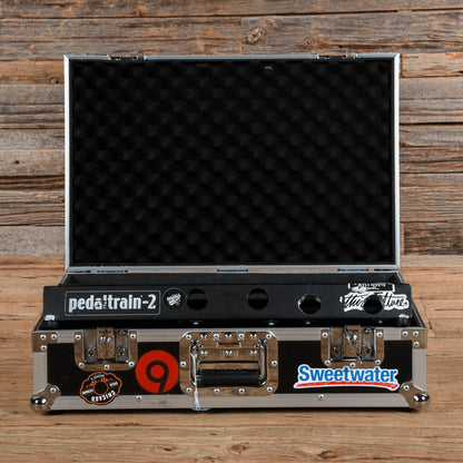 Pedaltrain 2 w/ Tour Case Effects and Pedals / Pedalboards and Power Supplies