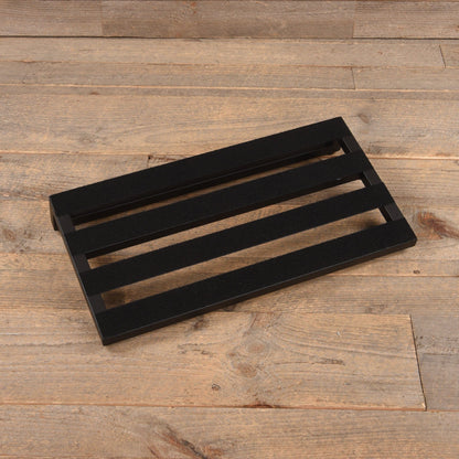 Pedaltrain Classic 2 Pedalboard 4 Rails 24x12.5 w/Soft Case Effects and Pedals / Pedalboards and Power Supplies